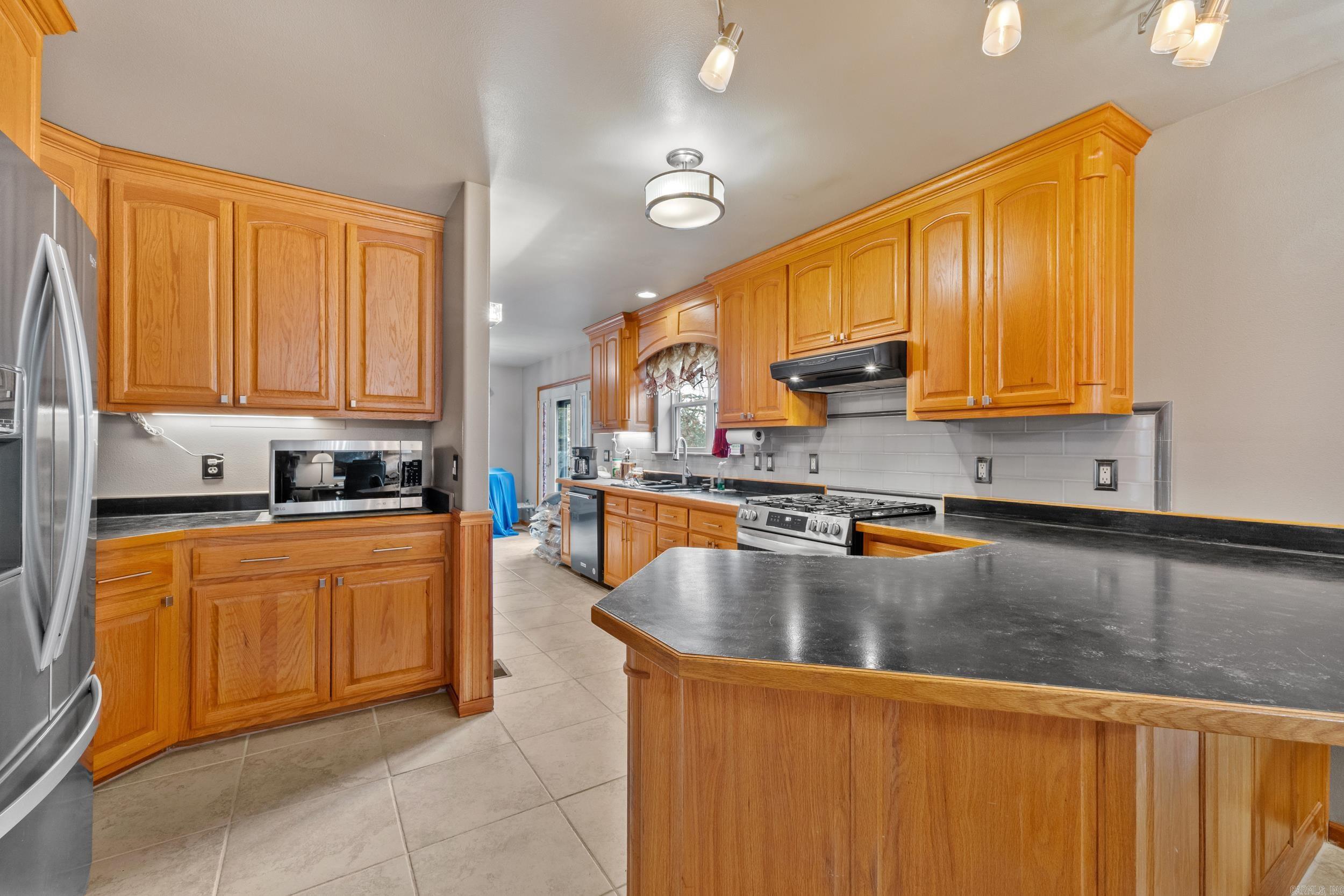 RICHARD'S - Residential