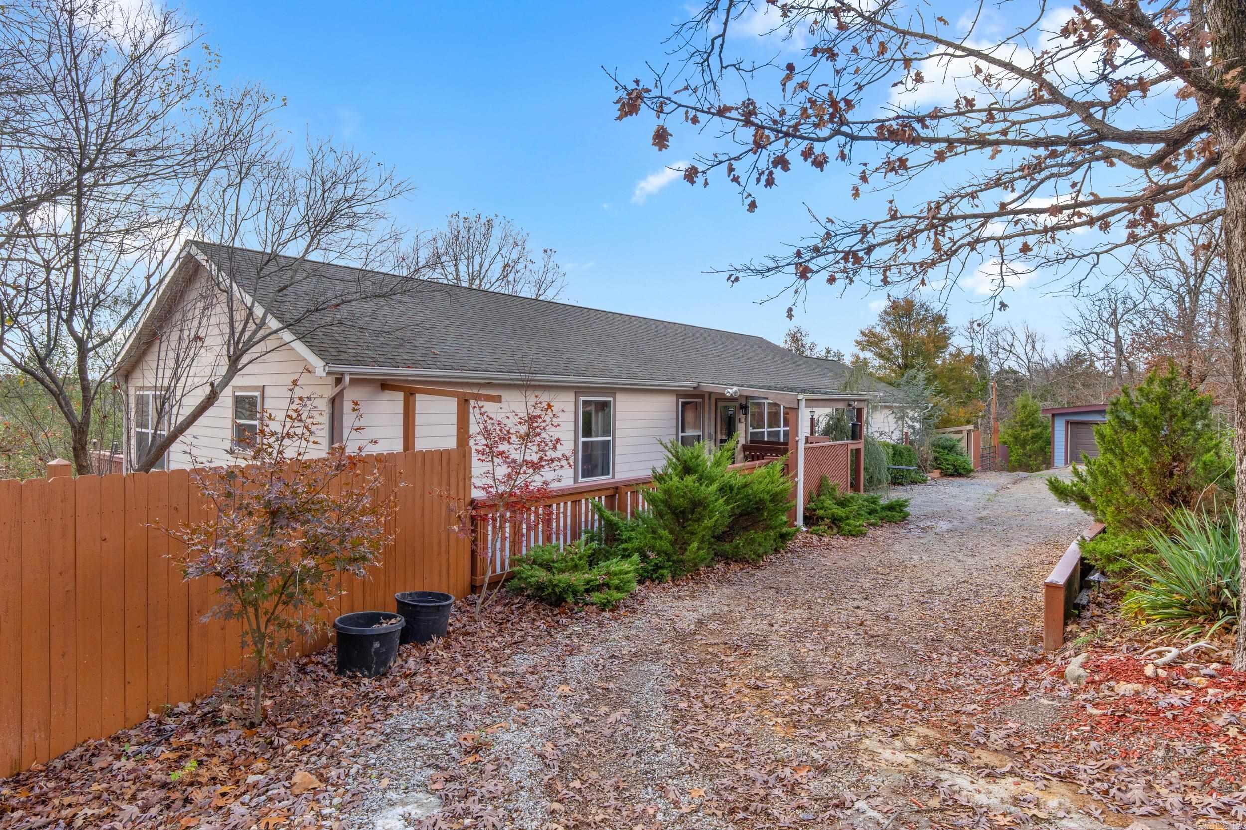 RICHARD'S - Residential