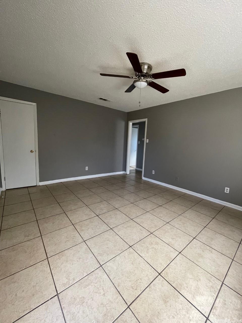 Mystery Manor - Residential Income