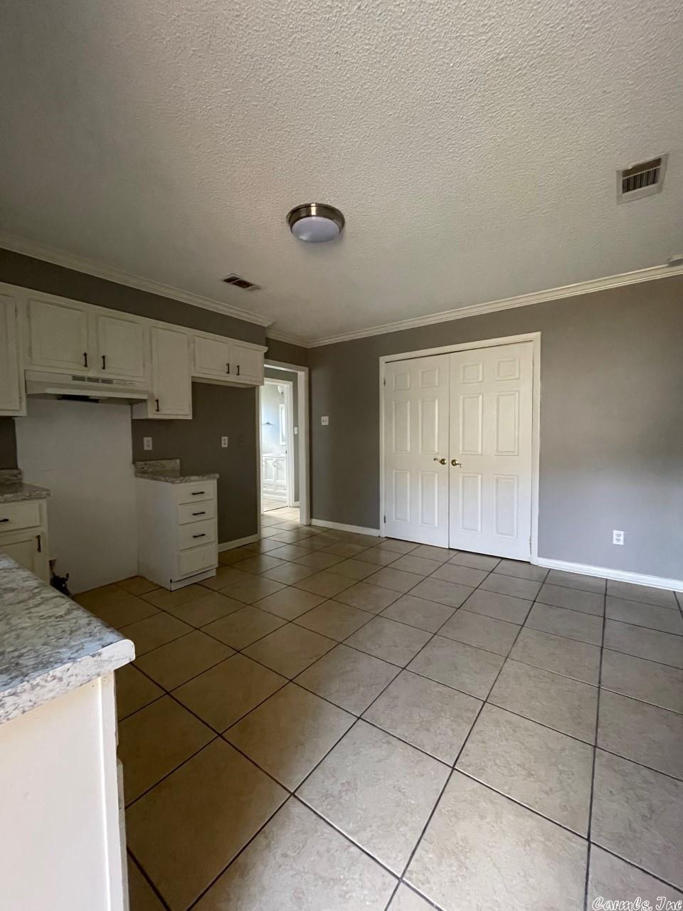 Mystery Manor - Residential Income