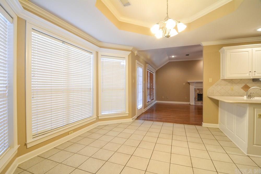 WALNUT POINTE NORTHLAKE SUBDIVIS - Residential