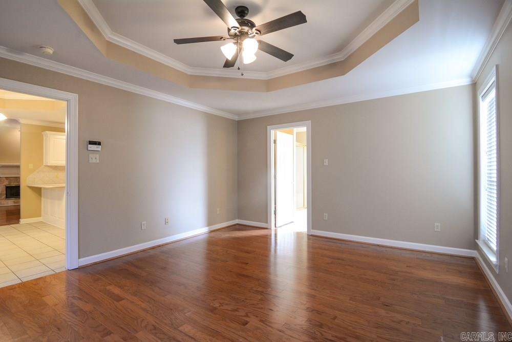 WALNUT POINTE NORTHLAKE SUBDIVIS - Residential