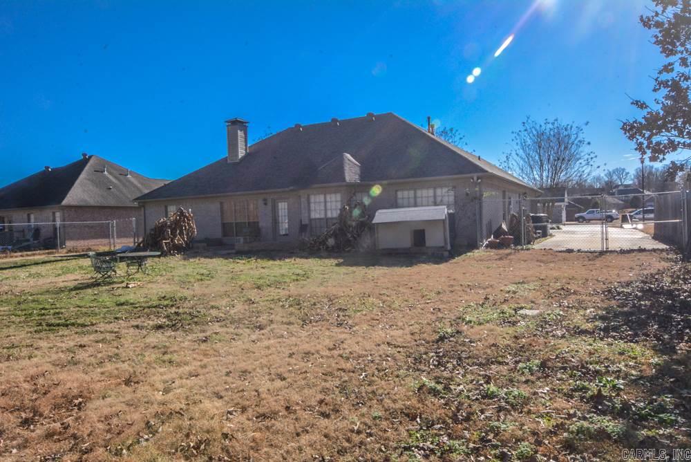 WALNUT POINTE NORTHLAKE SUBDIVIS - Residential