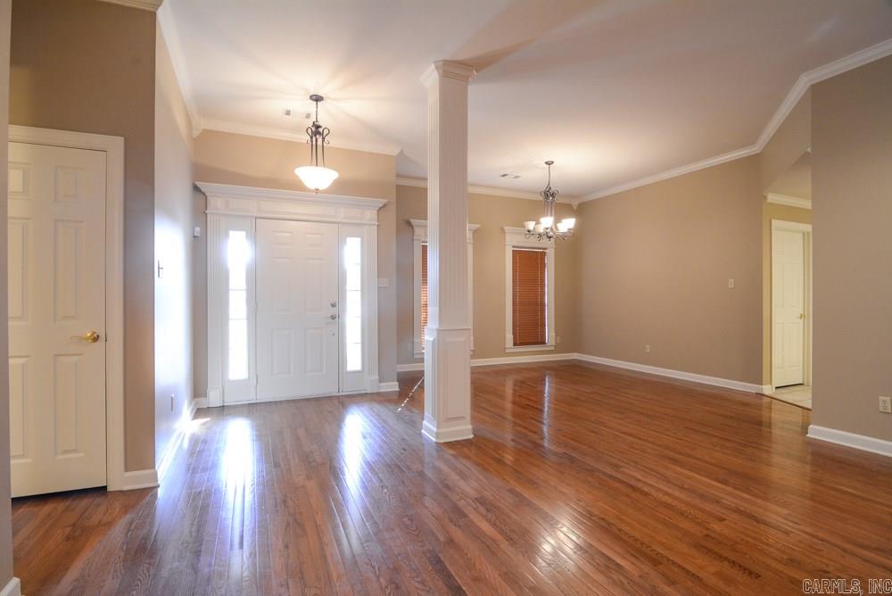 WALNUT POINTE NORTHLAKE SUBDIVIS - Residential