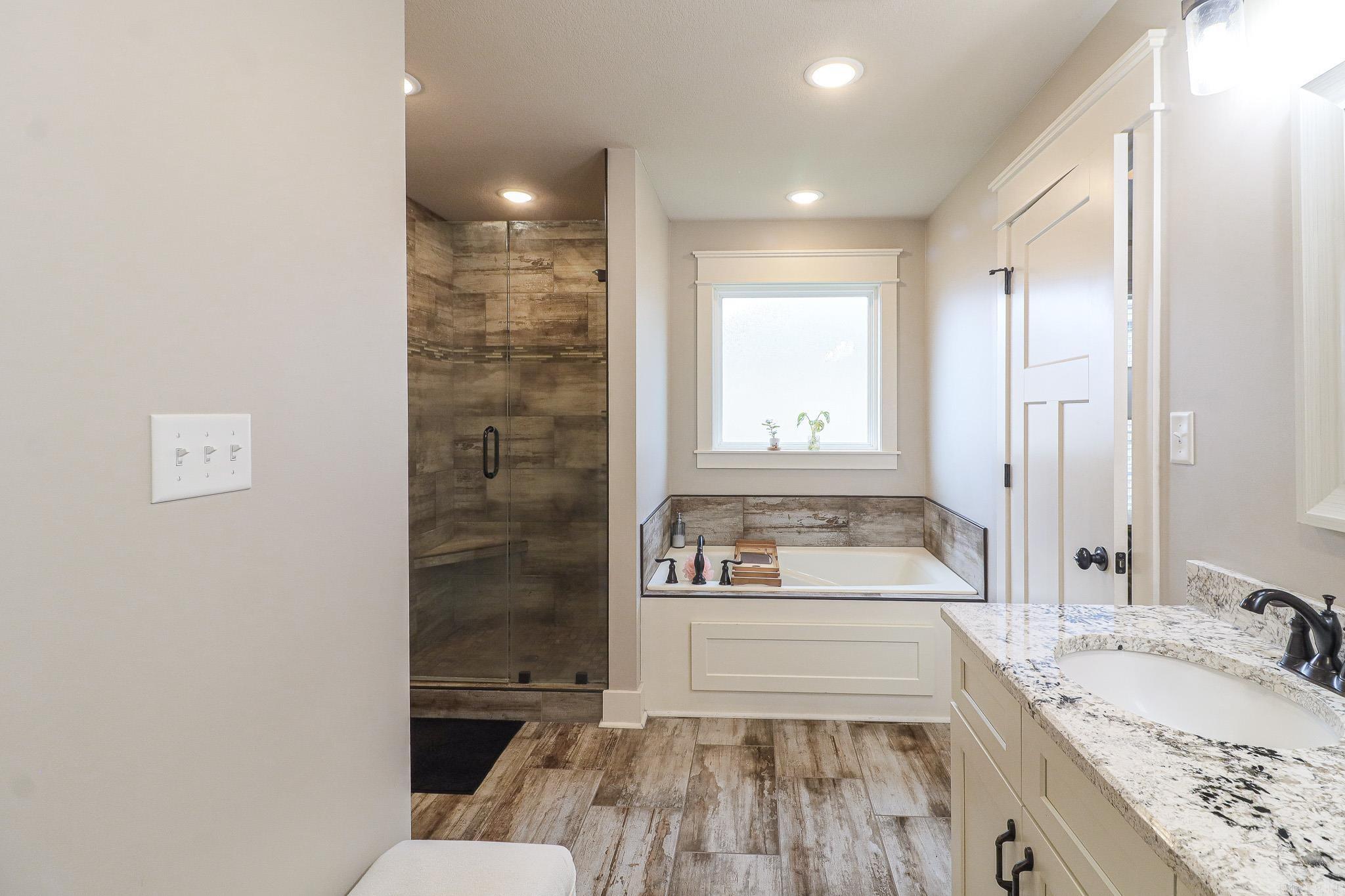Sarah Crossing - Residential