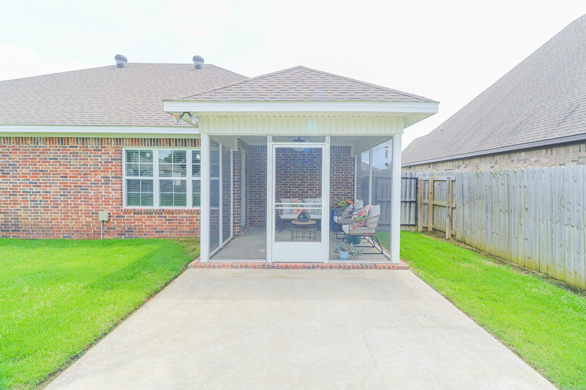 Sarah Crossing - Residential