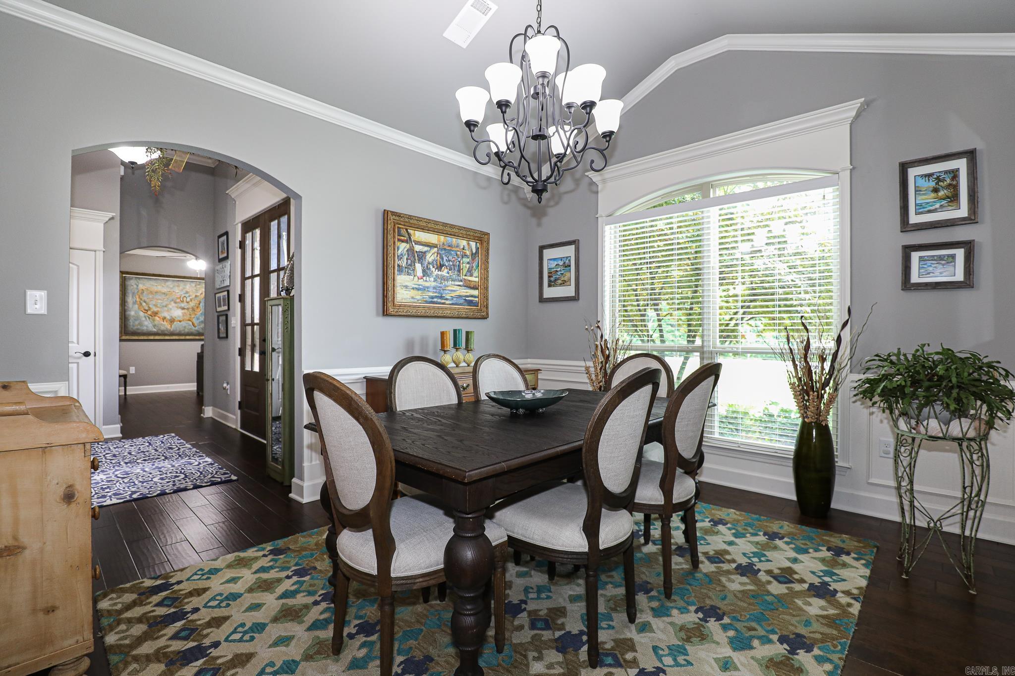 PINEWOOD ESTATES - Residential