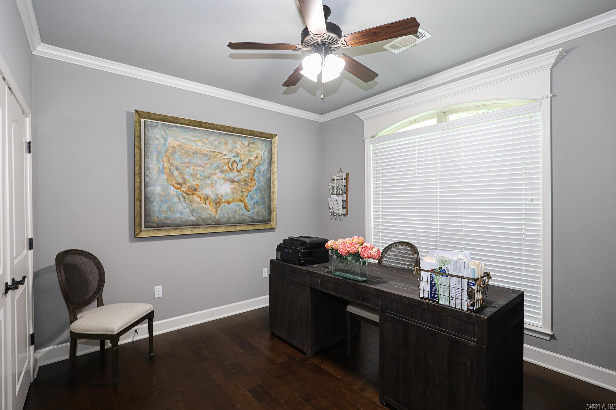 PINEWOOD ESTATES - Residential