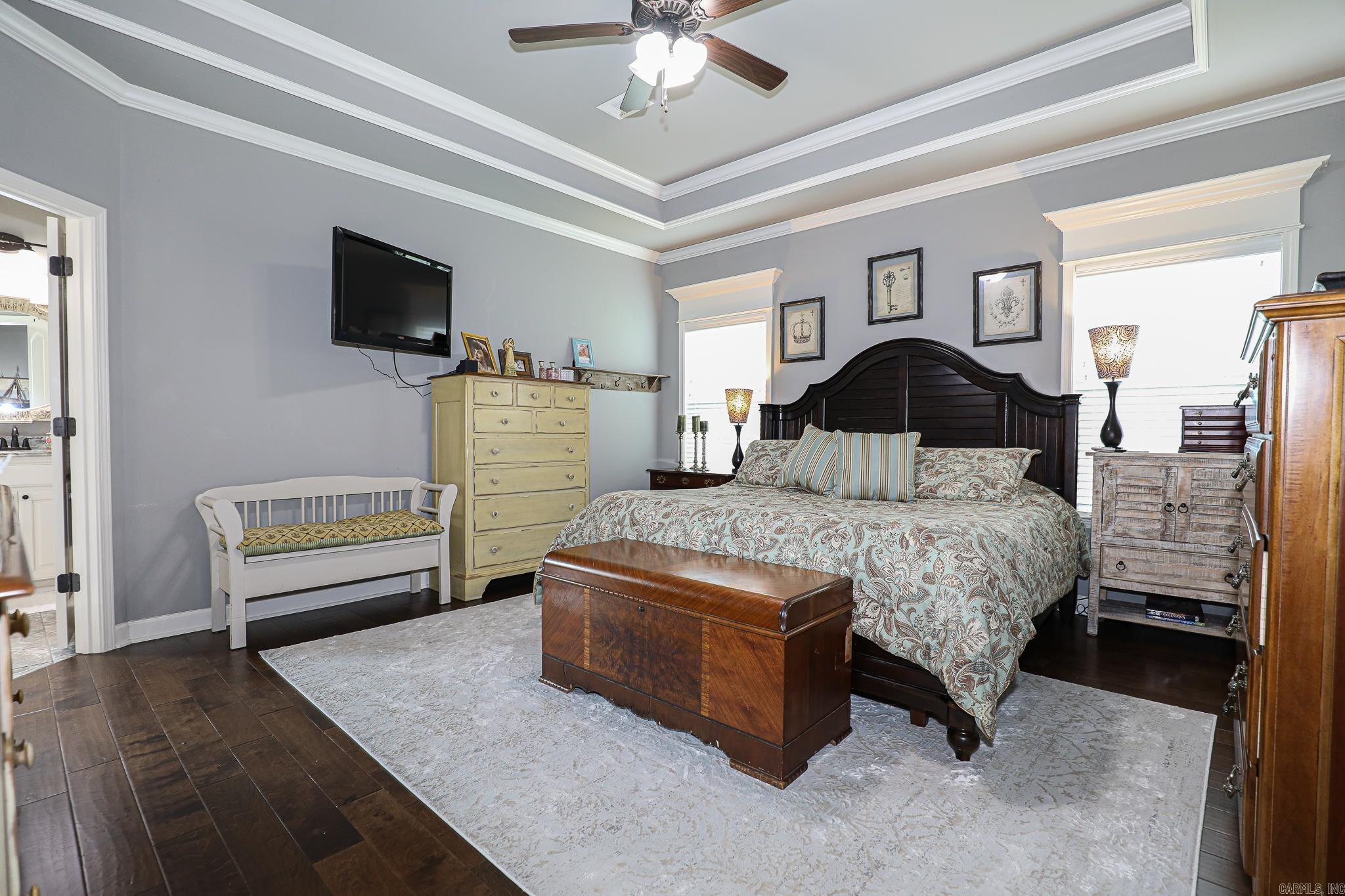 PINEWOOD ESTATES - Residential