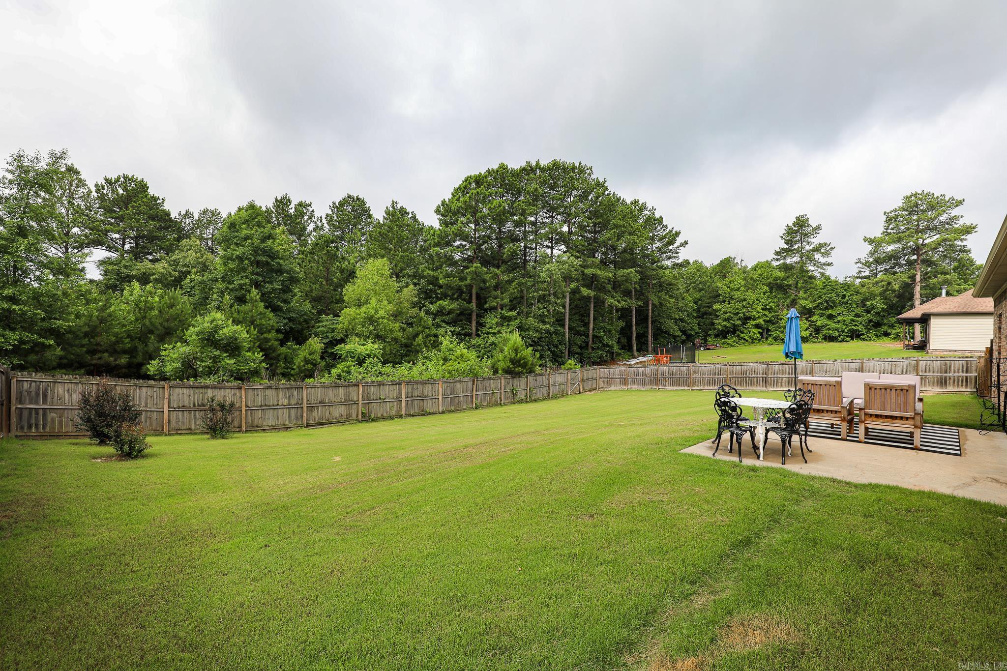 PINEWOOD ESTATES - Residential