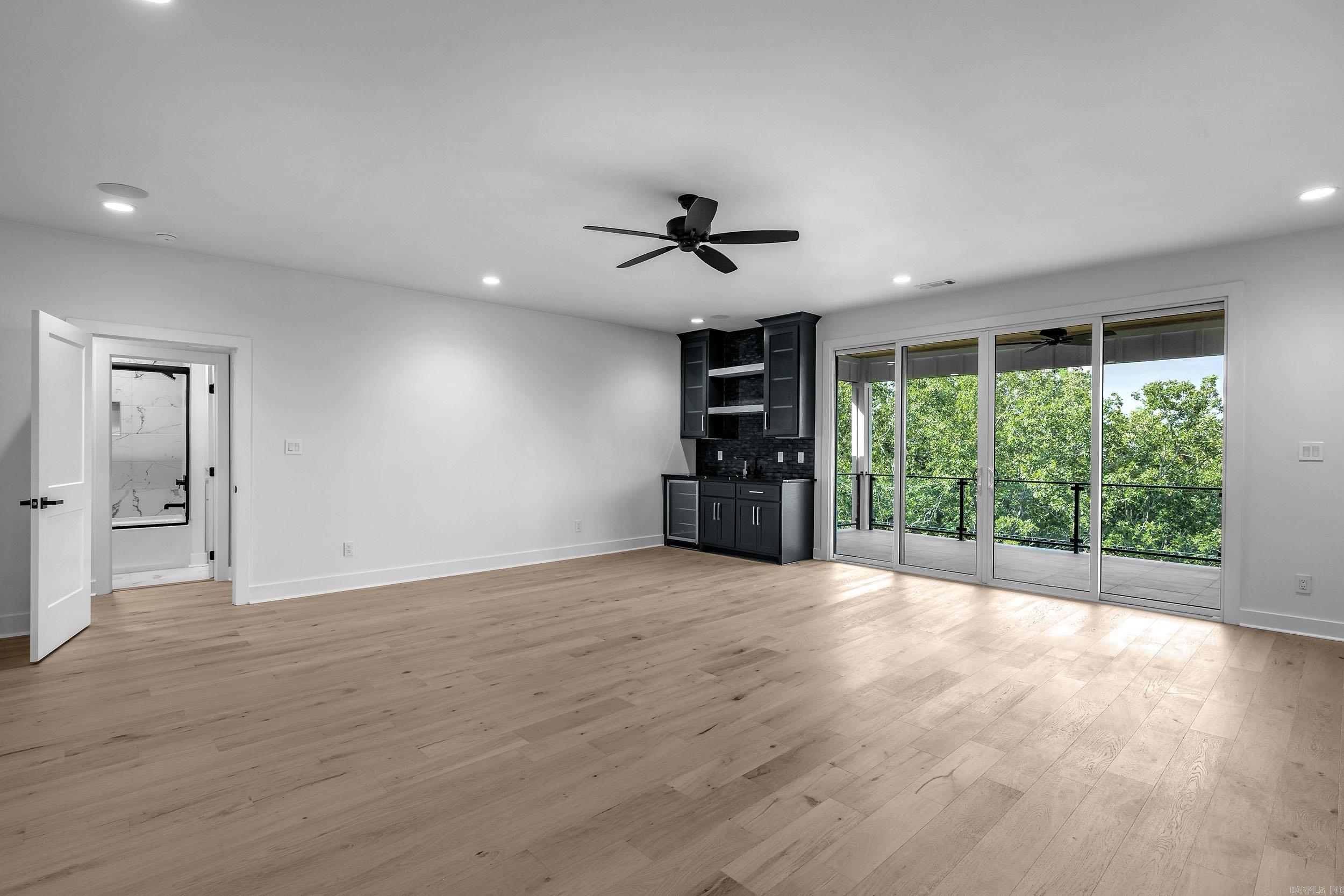 CHENAL VALLEY "FALSTONE COURT" - Residential