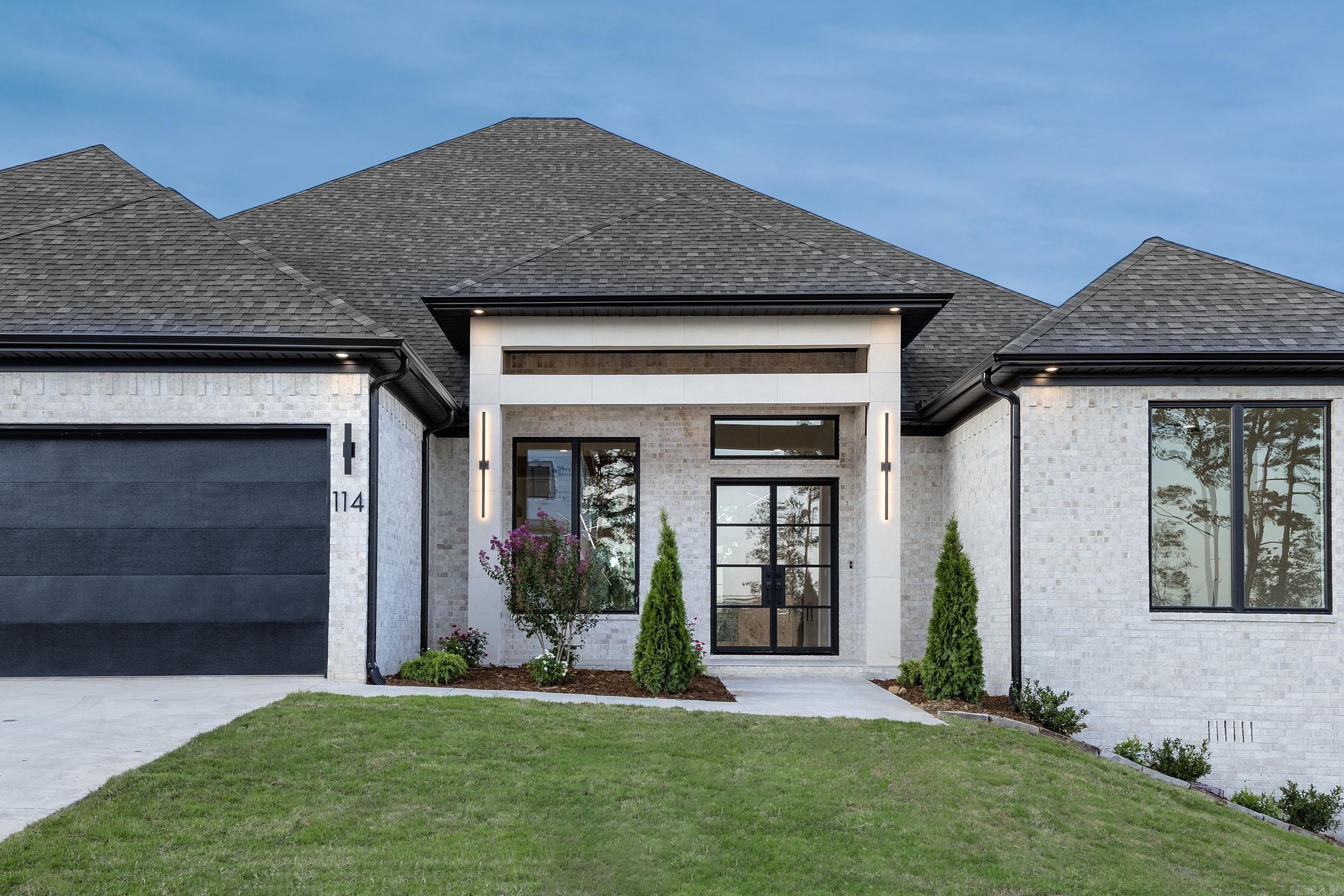 CHENAL VALLEY "FALSTONE COURT" - Residential