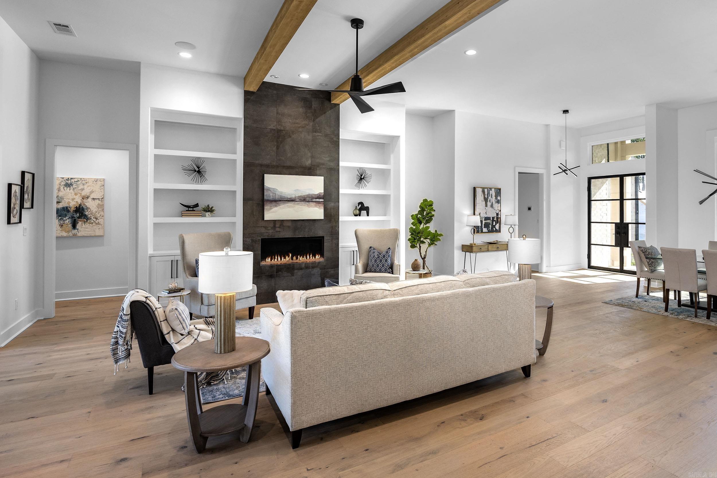 CHENAL VALLEY "FALSTONE COURT" - Residential