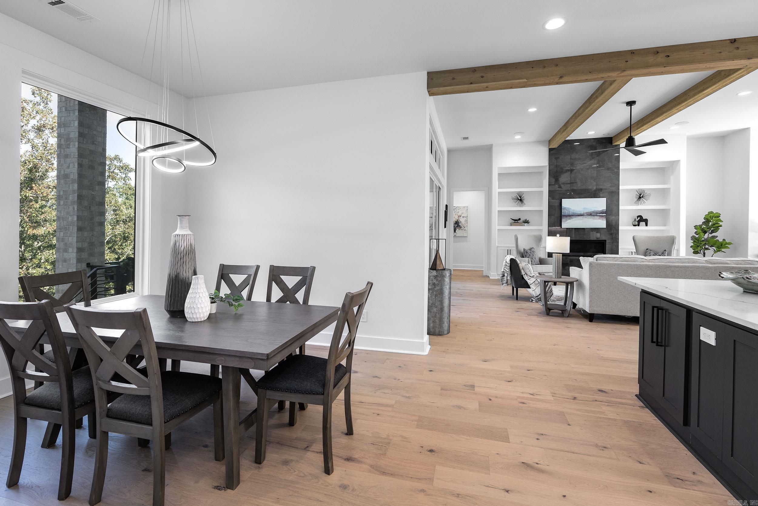 CHENAL VALLEY "FALSTONE COURT" - Residential