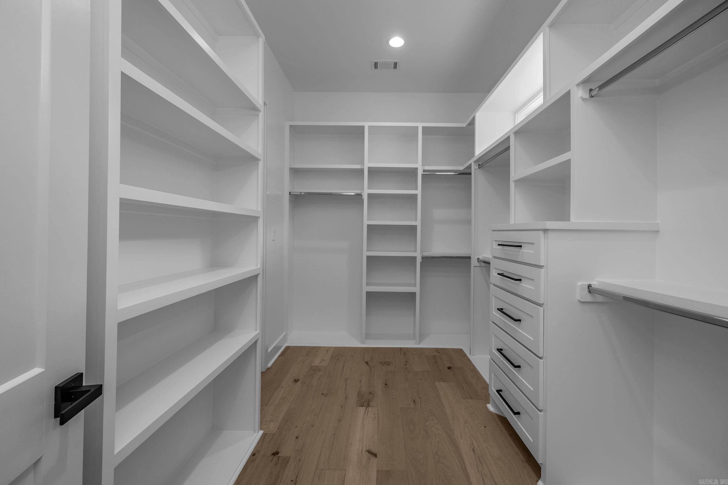 CHENAL VALLEY "FALSTONE COURT" - Residential