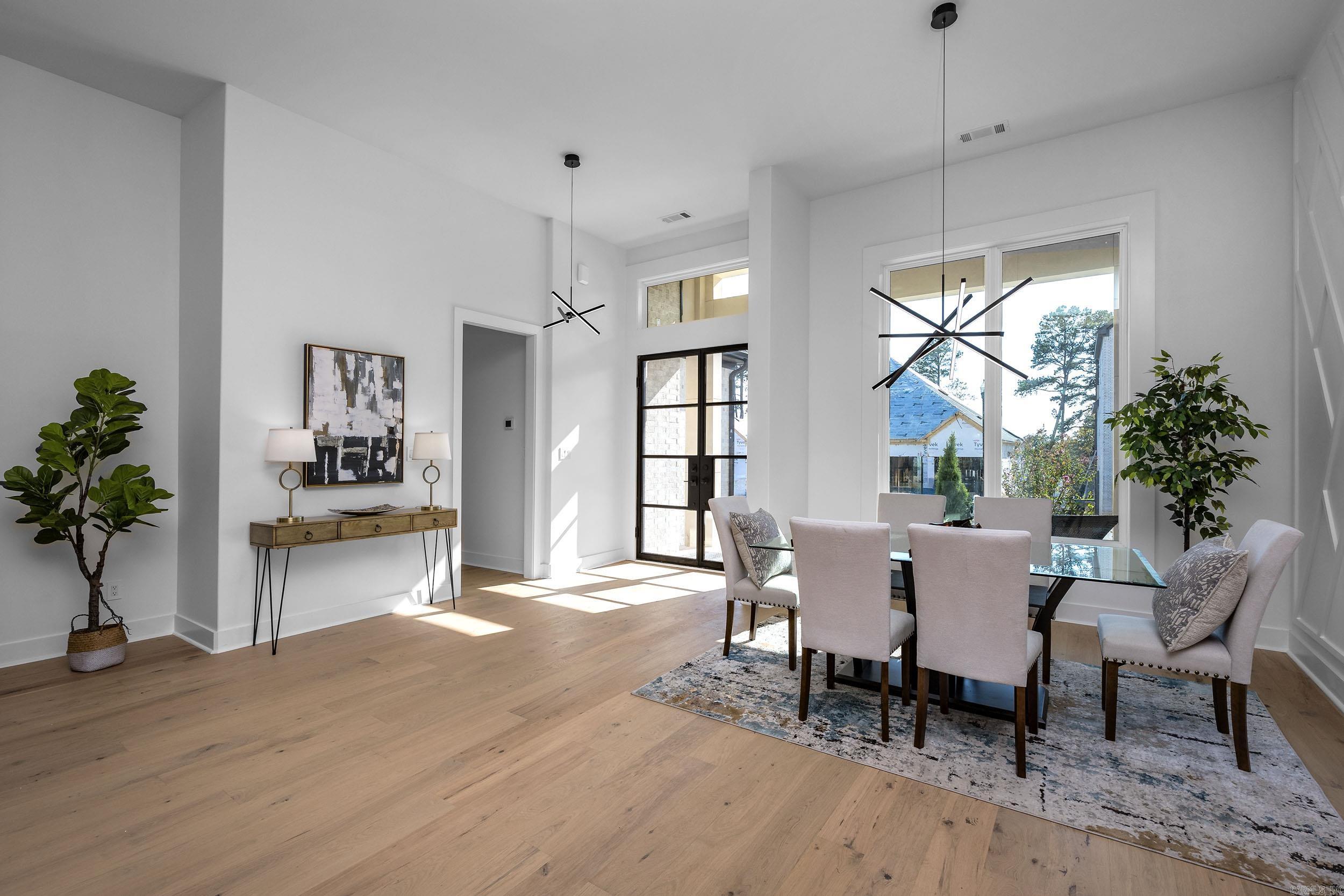 CHENAL VALLEY "FALSTONE COURT" - Residential