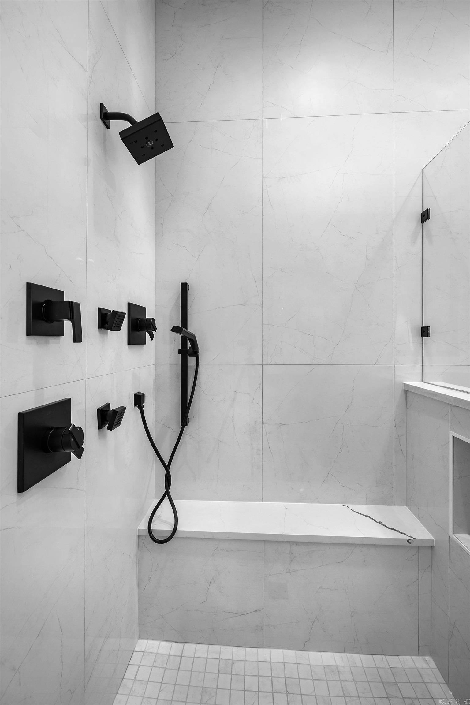 CHENAL VALLEY "FALSTONE COURT" - Residential