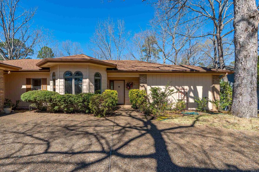 Offered for the first time, this one-owner home has been lovingly maintained since it was built in 1992. Every detail reflects years of care, keeping the home in truly immaculate condition. Step outside and enjoy a short stroll to Lake Balboa, where peaceful views and fresh air await. Inside, you'll appreciate the added value of a washer, dryer, and refrigerator- all included. A home like this doesn't come along often- full of heart, history, and ready for its next chapter.