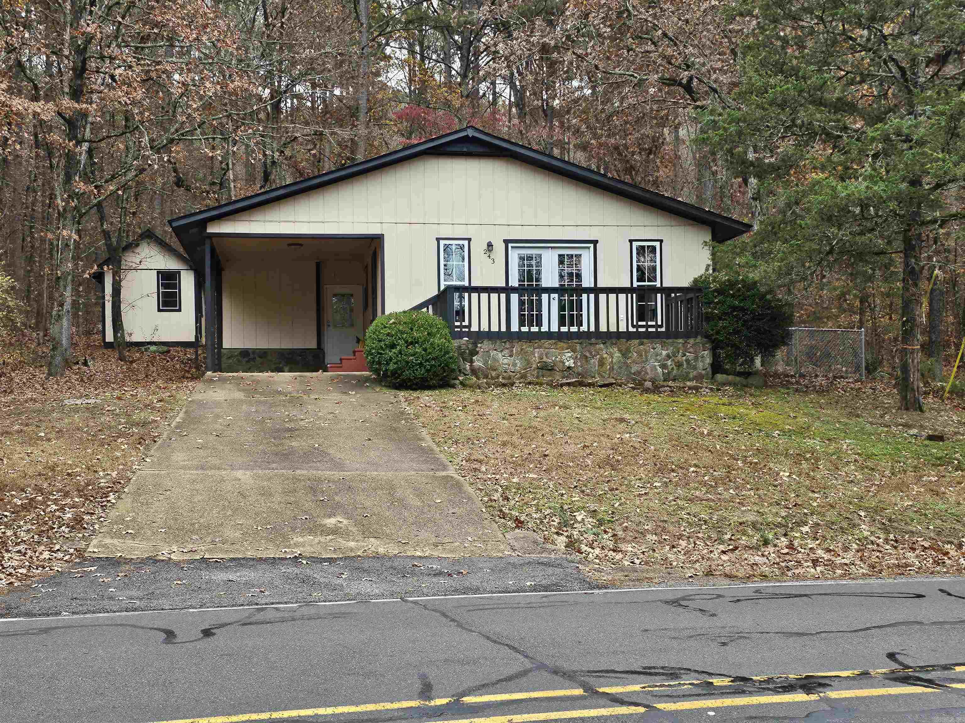 LAKEWOOD - Residential