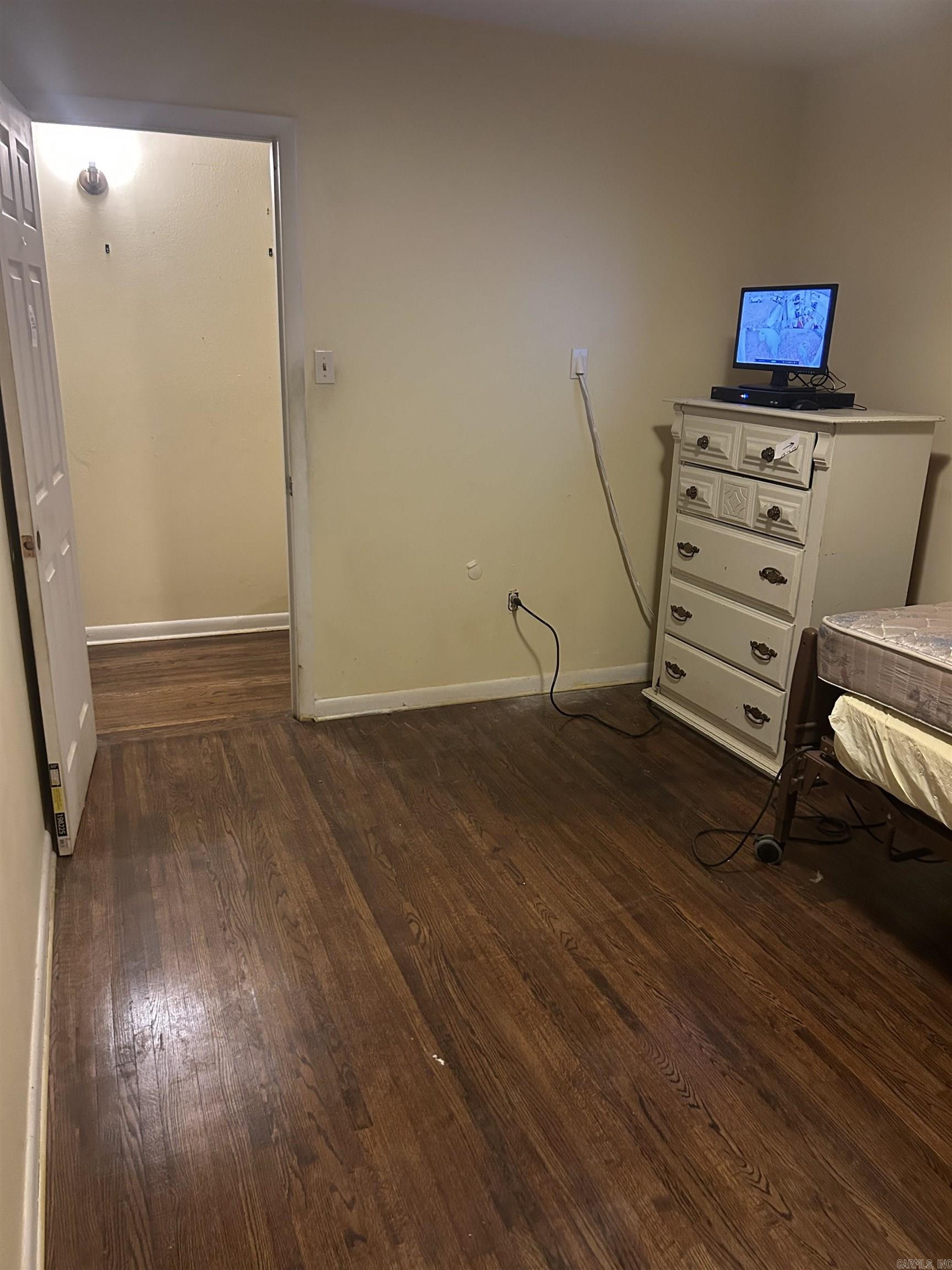 INTERURBAN HGTS - Residential