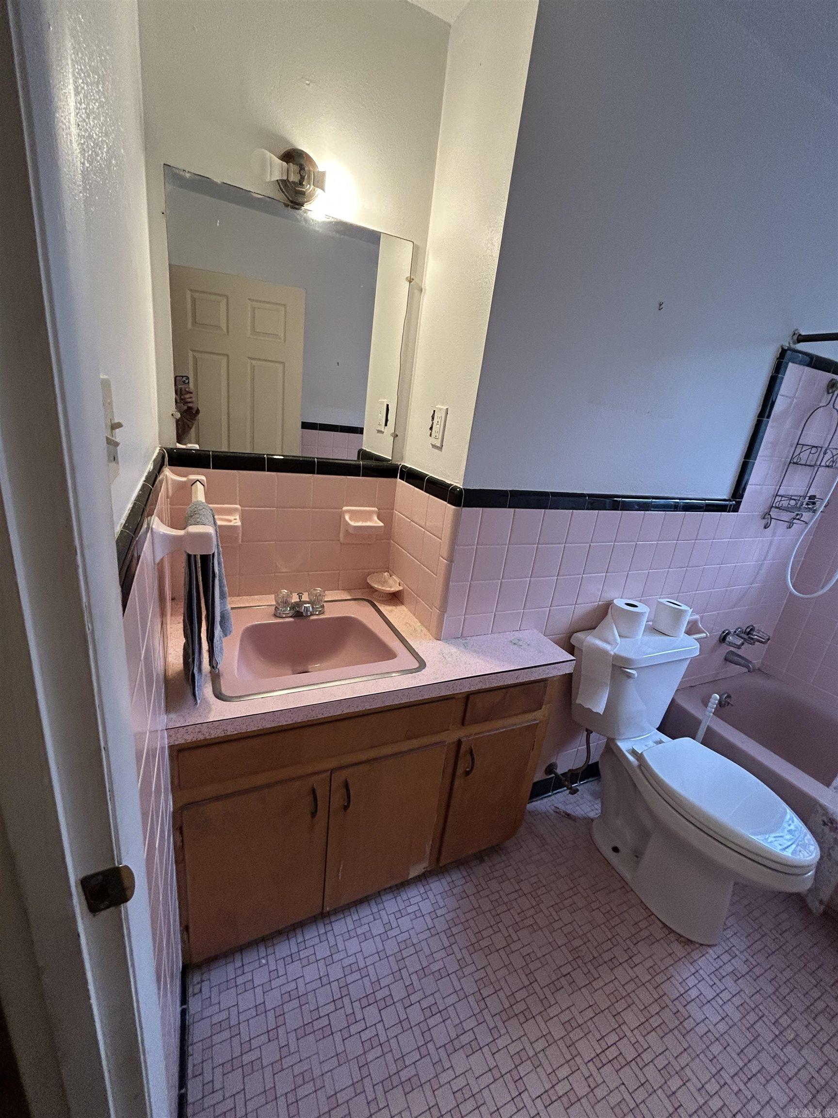 INTERURBAN HGTS - Residential