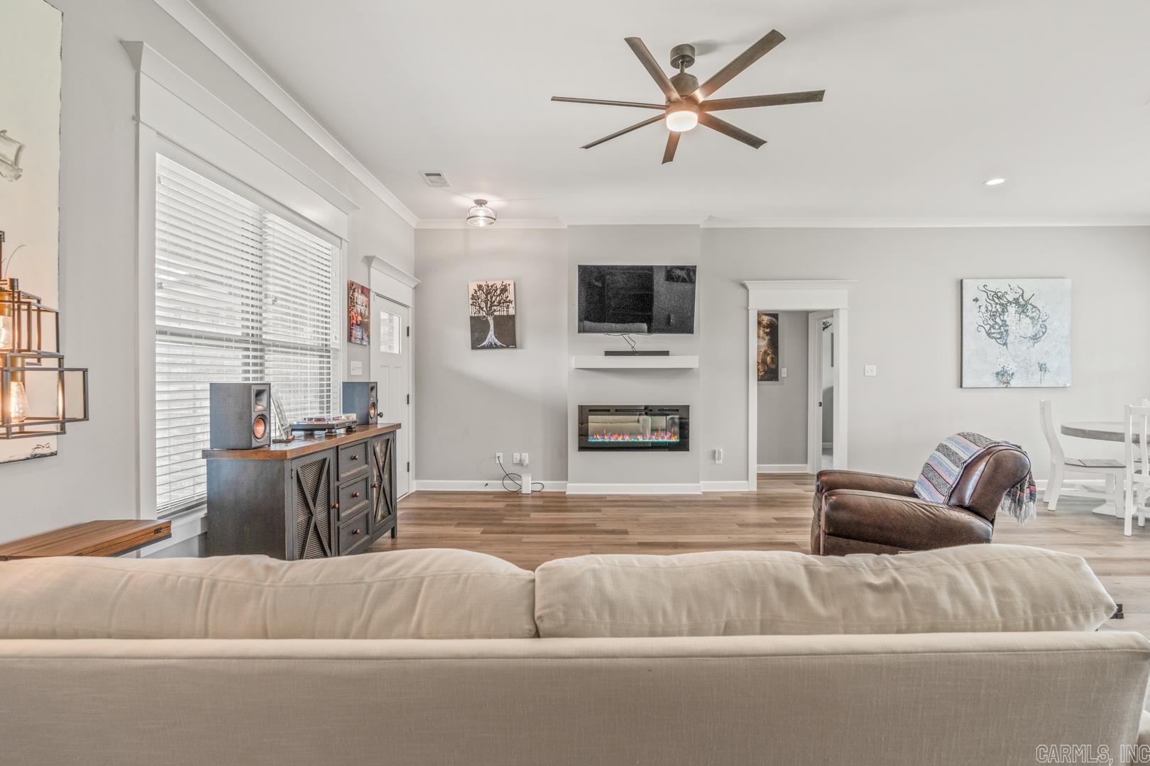 JAXON TERRACE - Residential