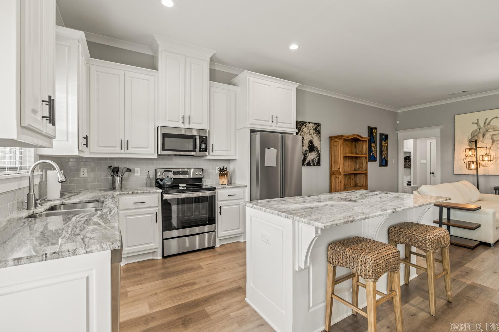 JAXON TERRACE - Residential