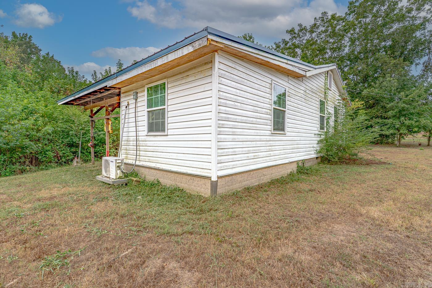 MAYNARD ACREAGE - Residential