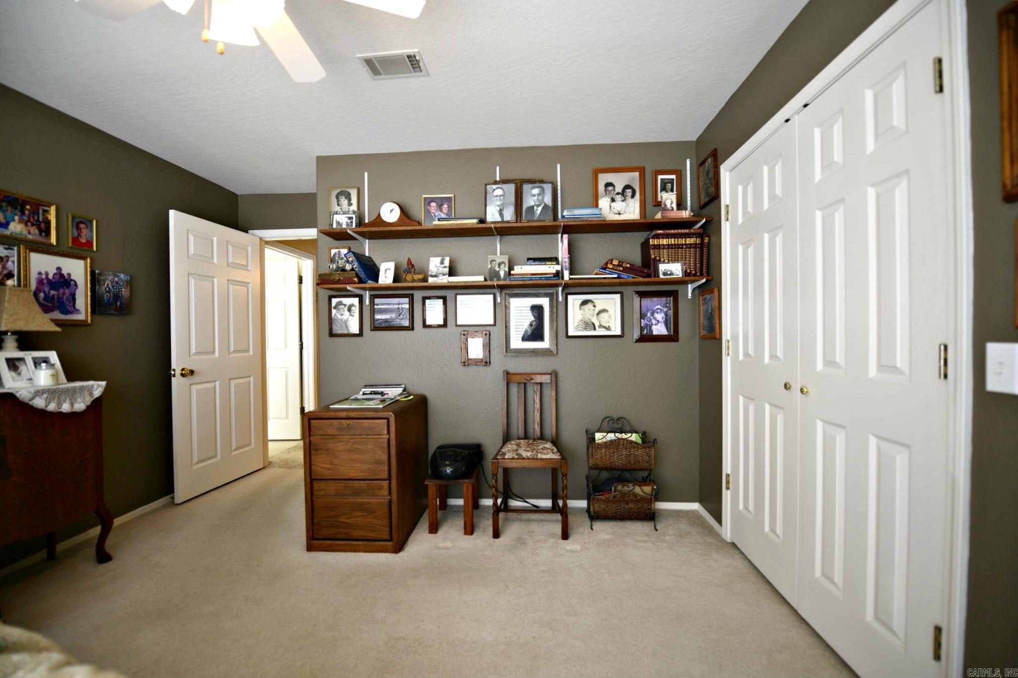 TIMBER RIDGE EAST - Residential