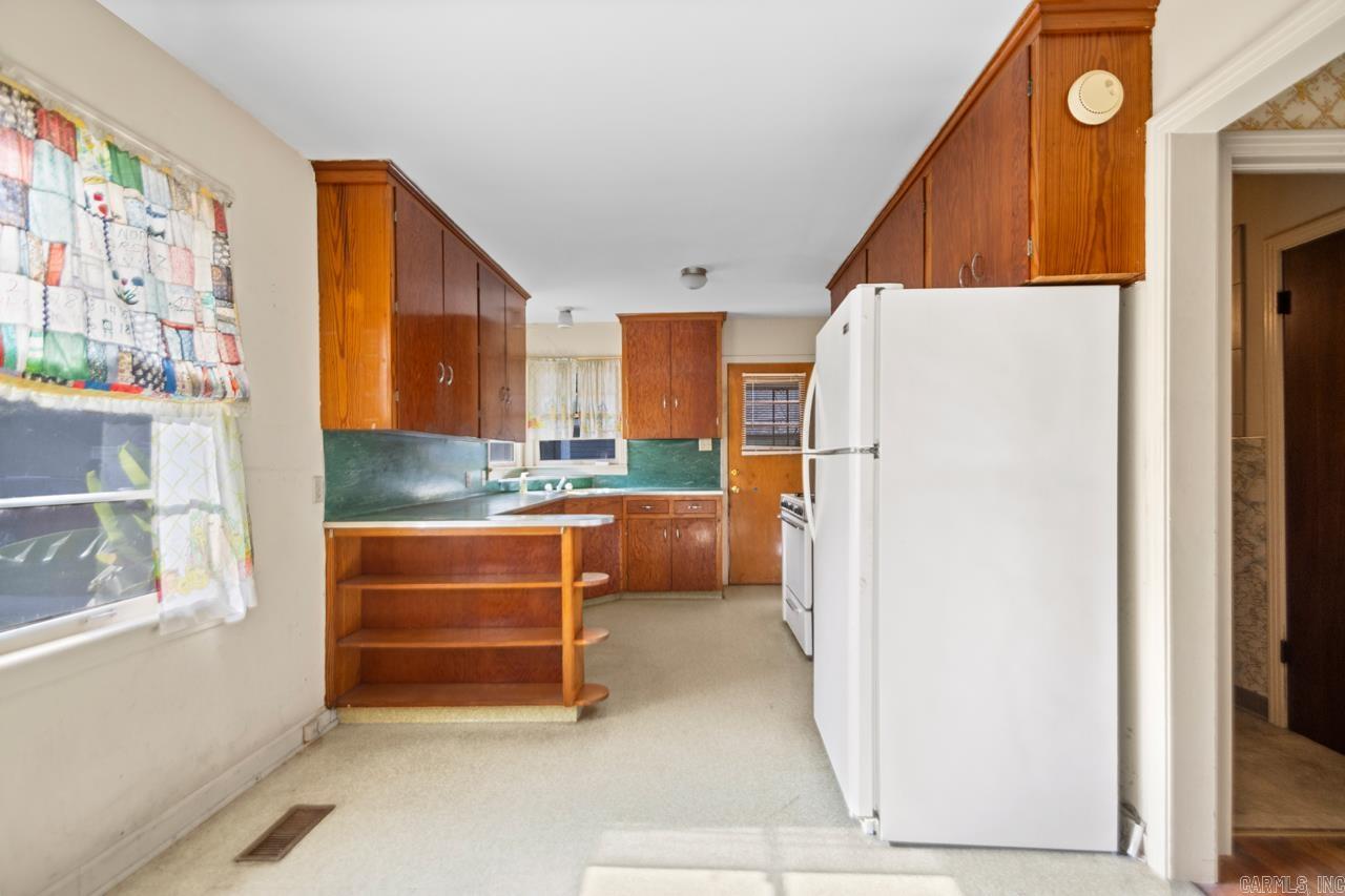 TROUTT - Residential