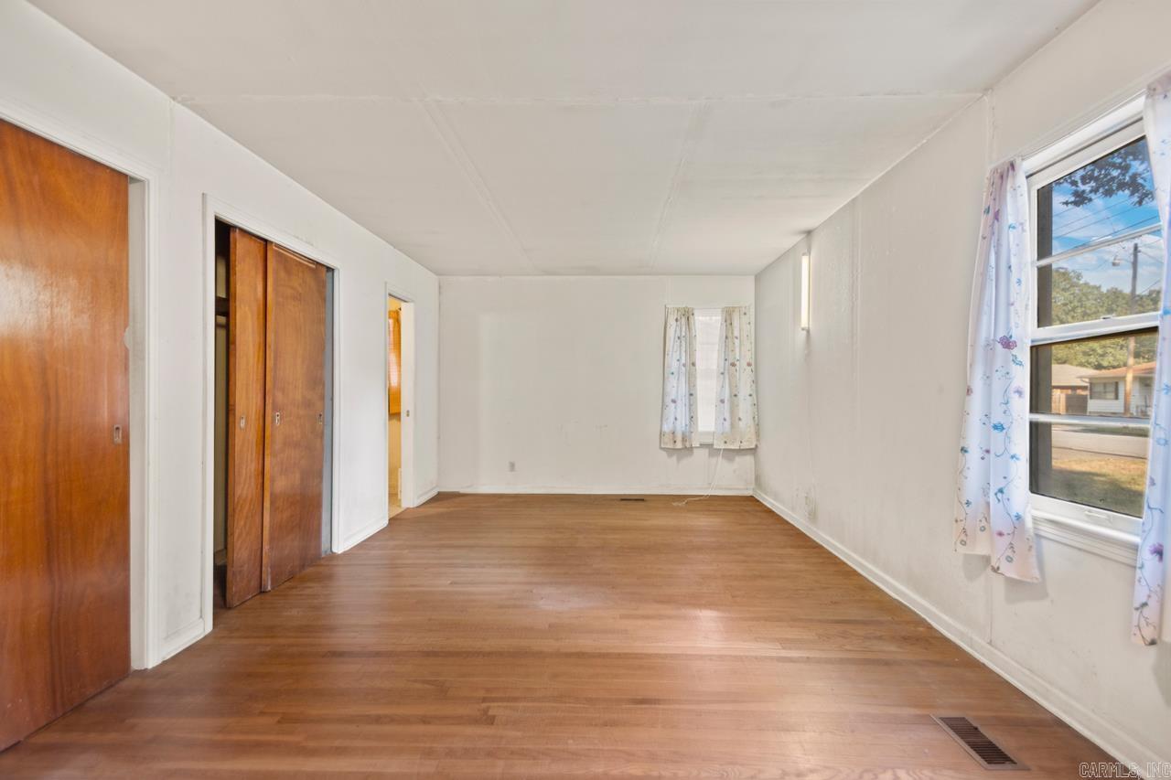 TROUTT - Residential