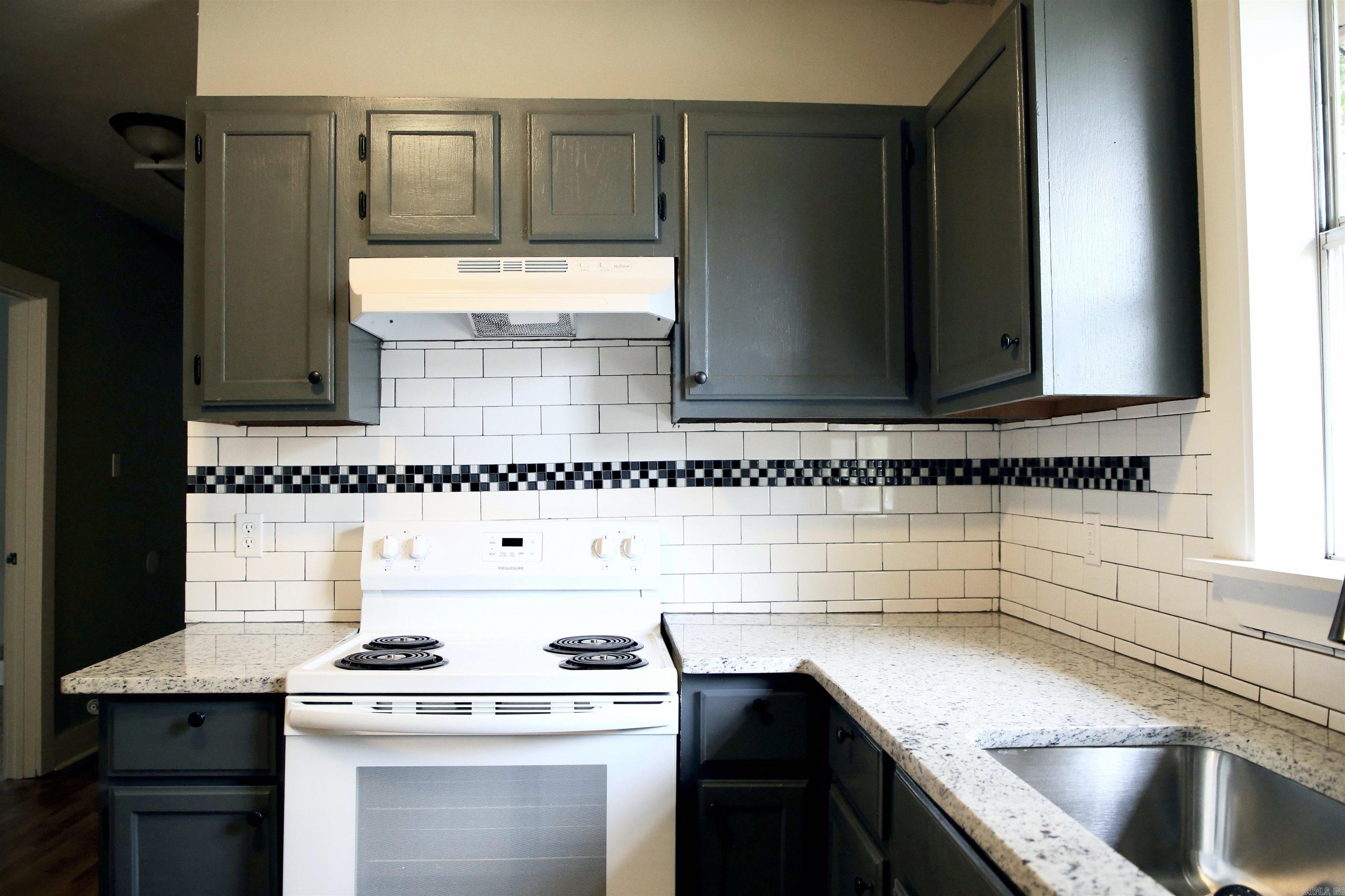 Central Heights - Residential Lease