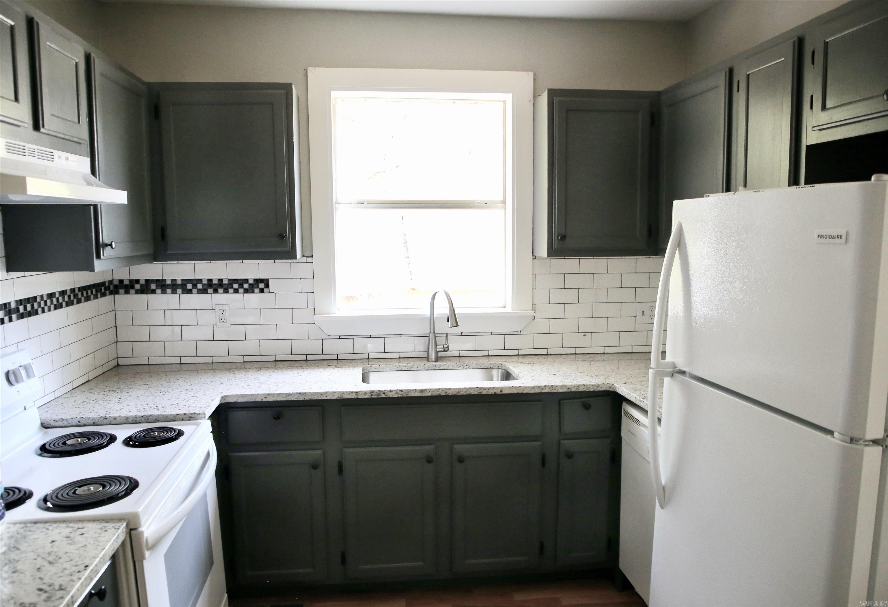 Central Heights - Residential Lease
