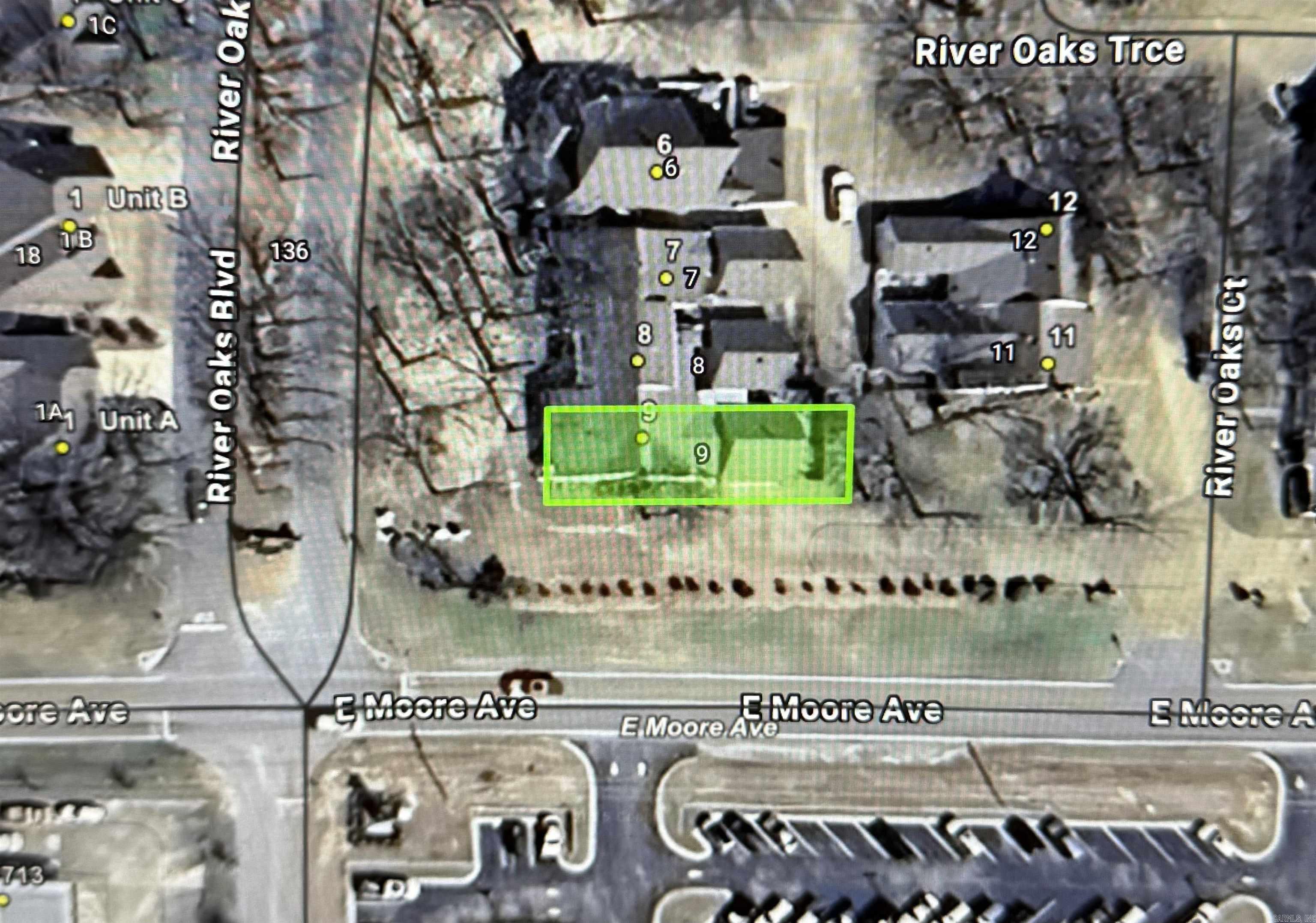 RIVER OAKS TRACE - Residential
