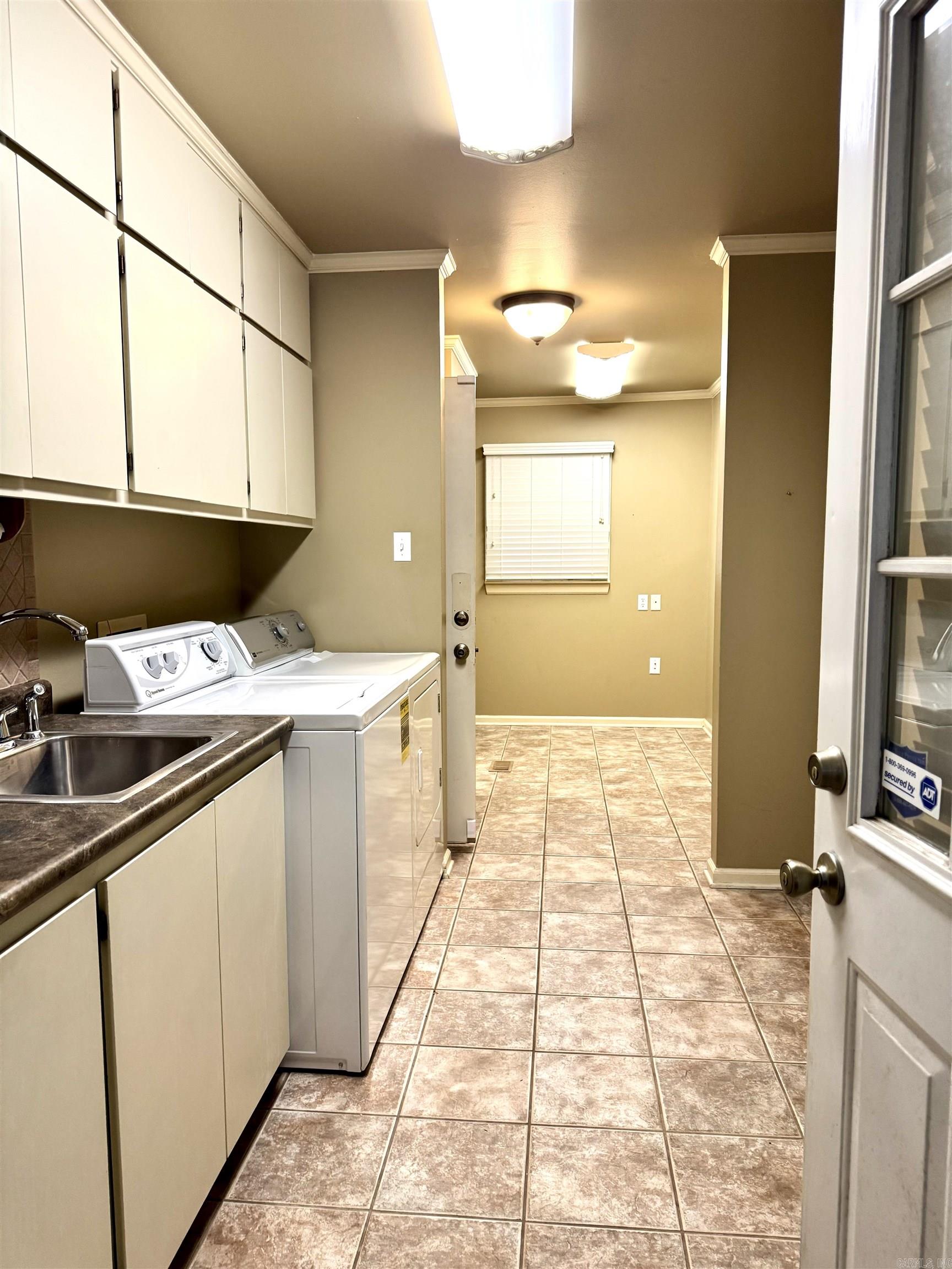 RIVER OAKS TRACE - Residential