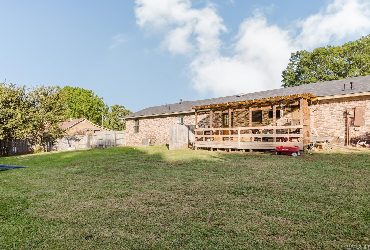 Twin Oaks II - Residential