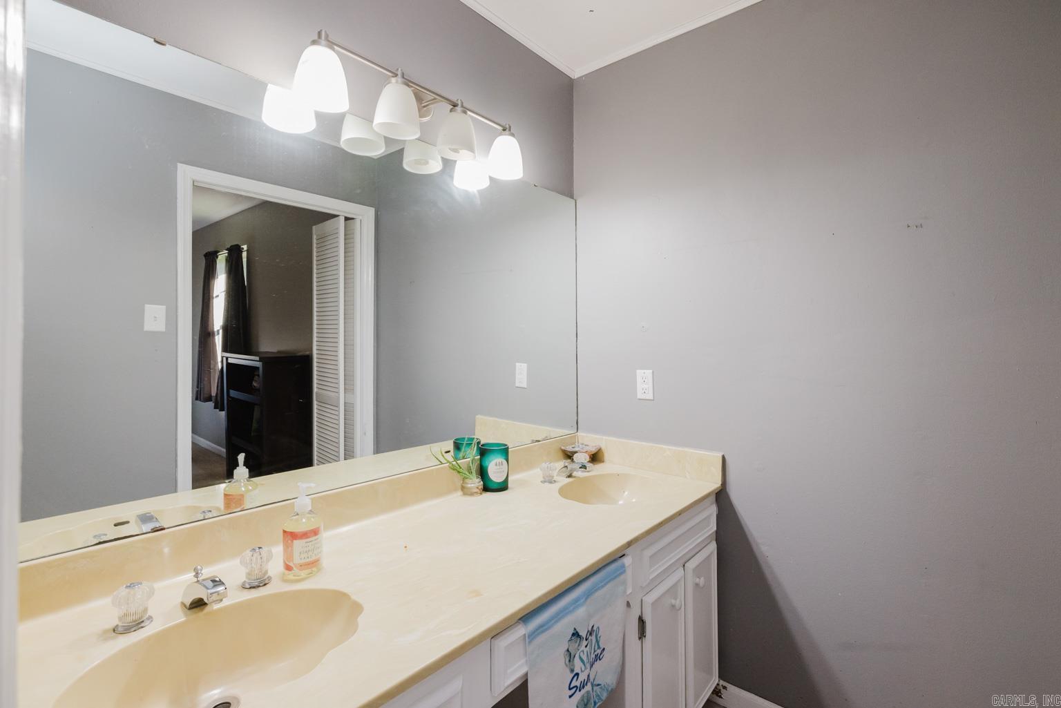 Twin Oaks II - Residential