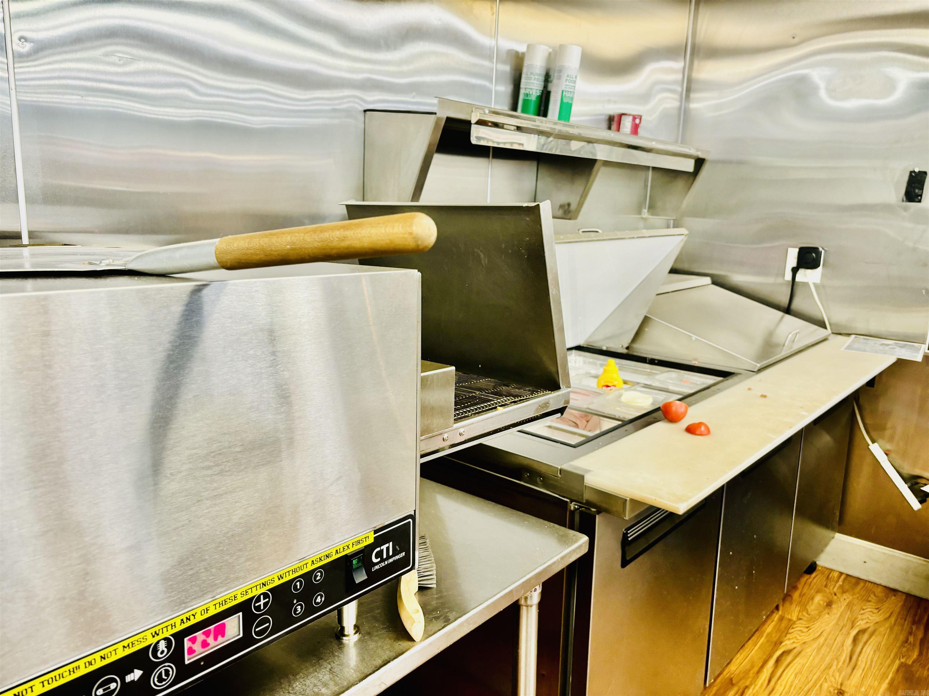 Little Rock, Arkansas 72210, United States, ,Commercial,Active,58908