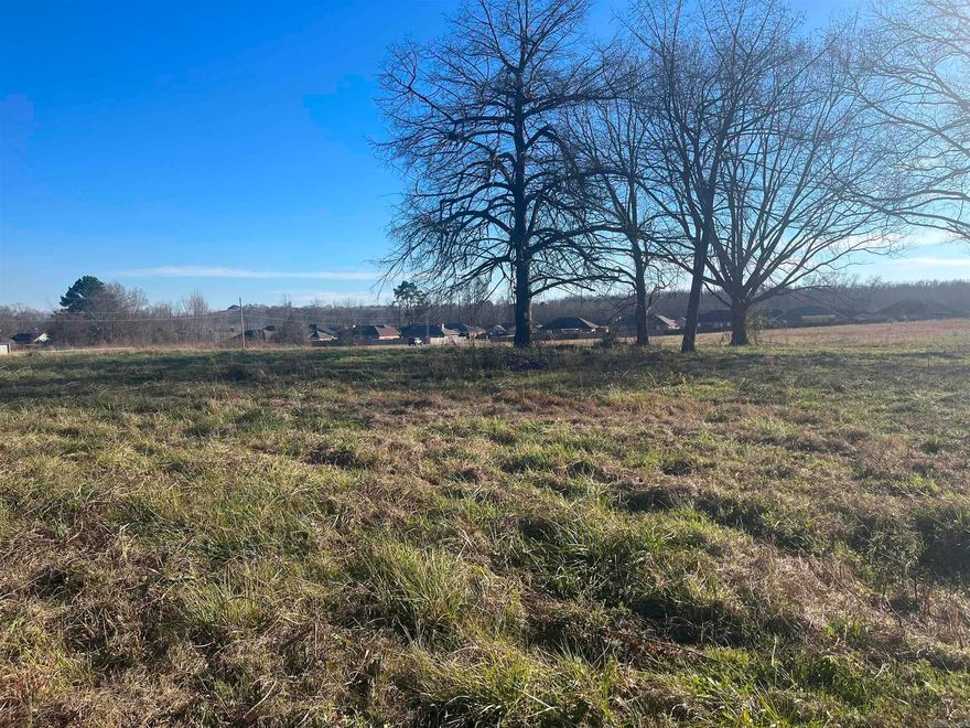 CORNER PROPERTY 7 ACRES ON CORNER OF HWY 64 B AND EAGLEBROOK DR. PROPERTY CAN BE DIVIDED IN 2 ACRES ON FRONTAGE OF HWY 64 AND EAGLEBROOK DR. OR 5 ACRES ON EAGLEBROOK DR. SOME UTILITIES AVAILABLE BUT NOT INSTALLED. PROPERTY CAN BE COMMERCIAL OR EXCELLENT SPOT FOR STORAGE FACILITY ALSO COULD BE USED FOR SUBDIVISION. WILL NEED SEPTIC TANK. SEE MLS # FOR ADDITIONAL INFO.  TOTAL ACREAGE AMOUNT TO BE DETERMINED BY SURVEY.