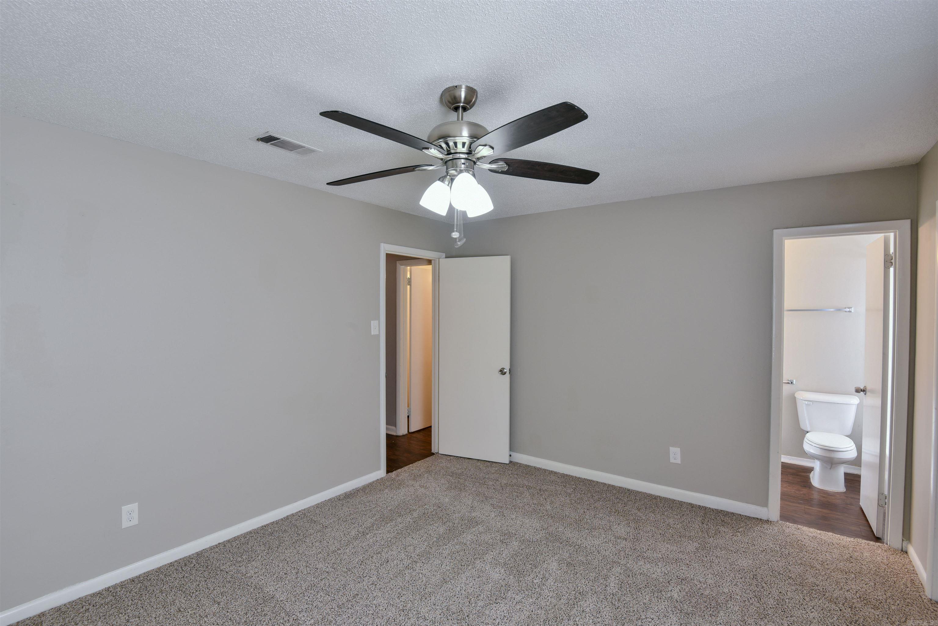 NORTH HILLS MANOR - Residential