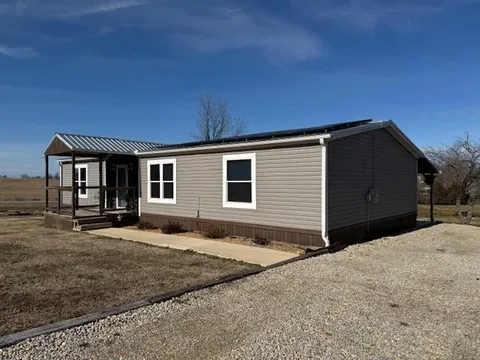 MLS: 25006590