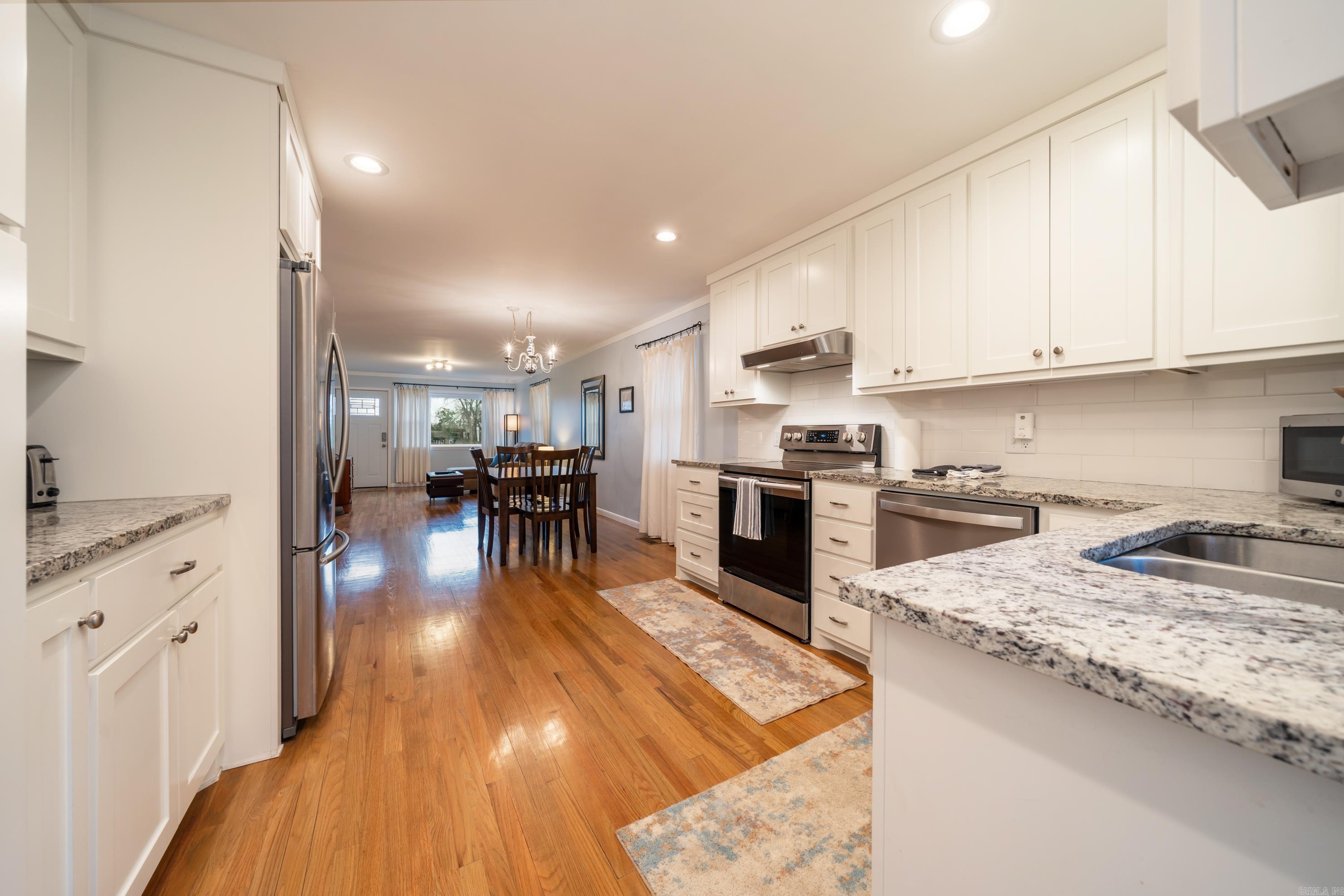 Sanders & Mayo - Residential