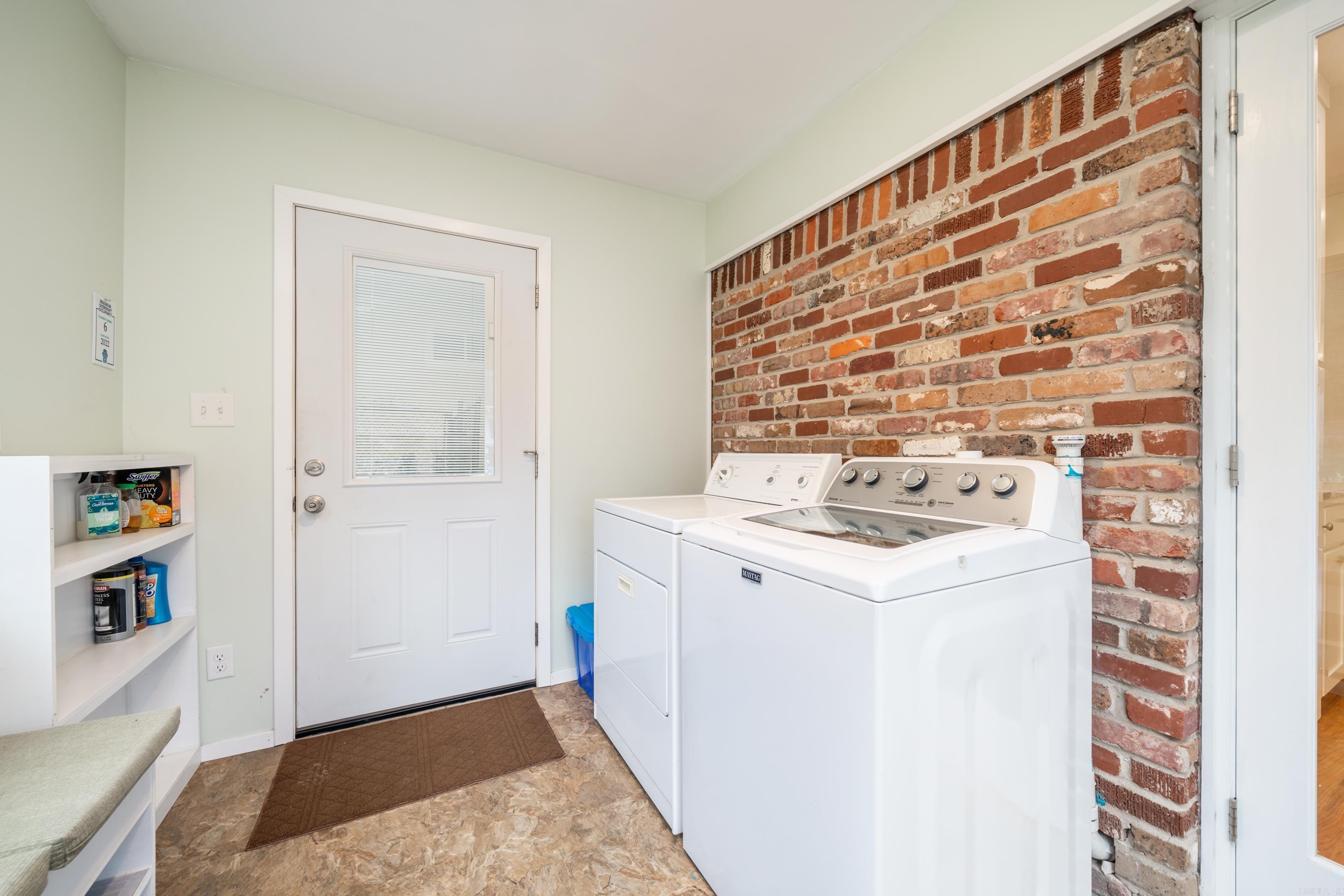 Sanders & Mayo - Residential