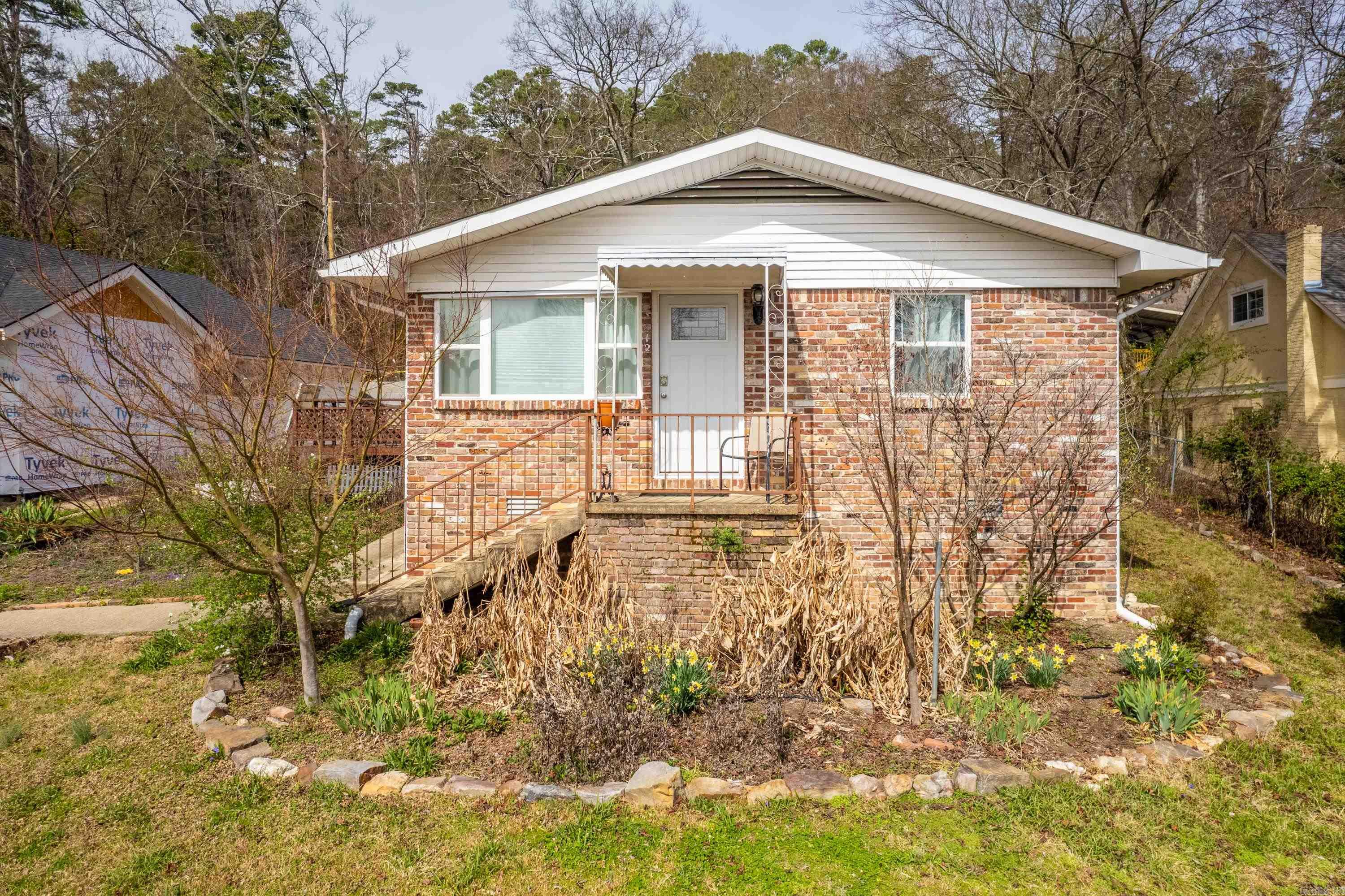 Sanders & Mayo - Residential