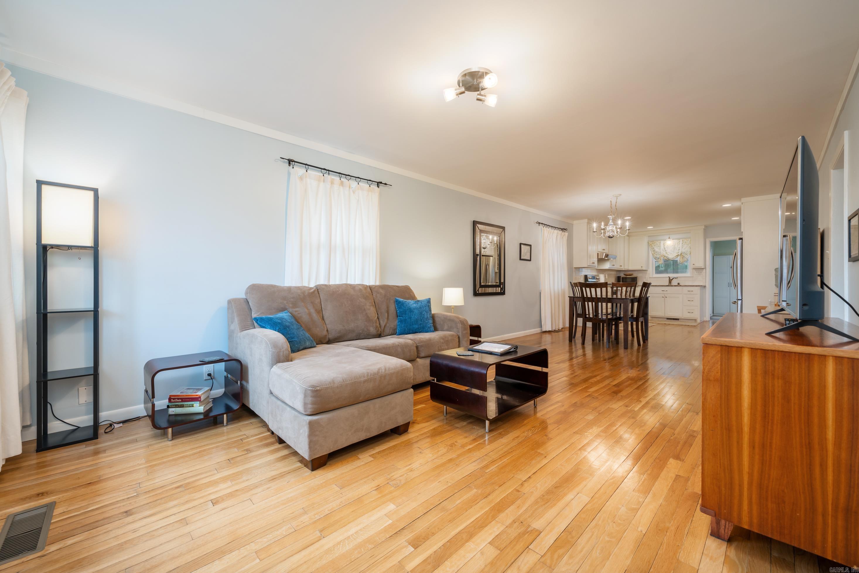 Sanders & Mayo - Residential