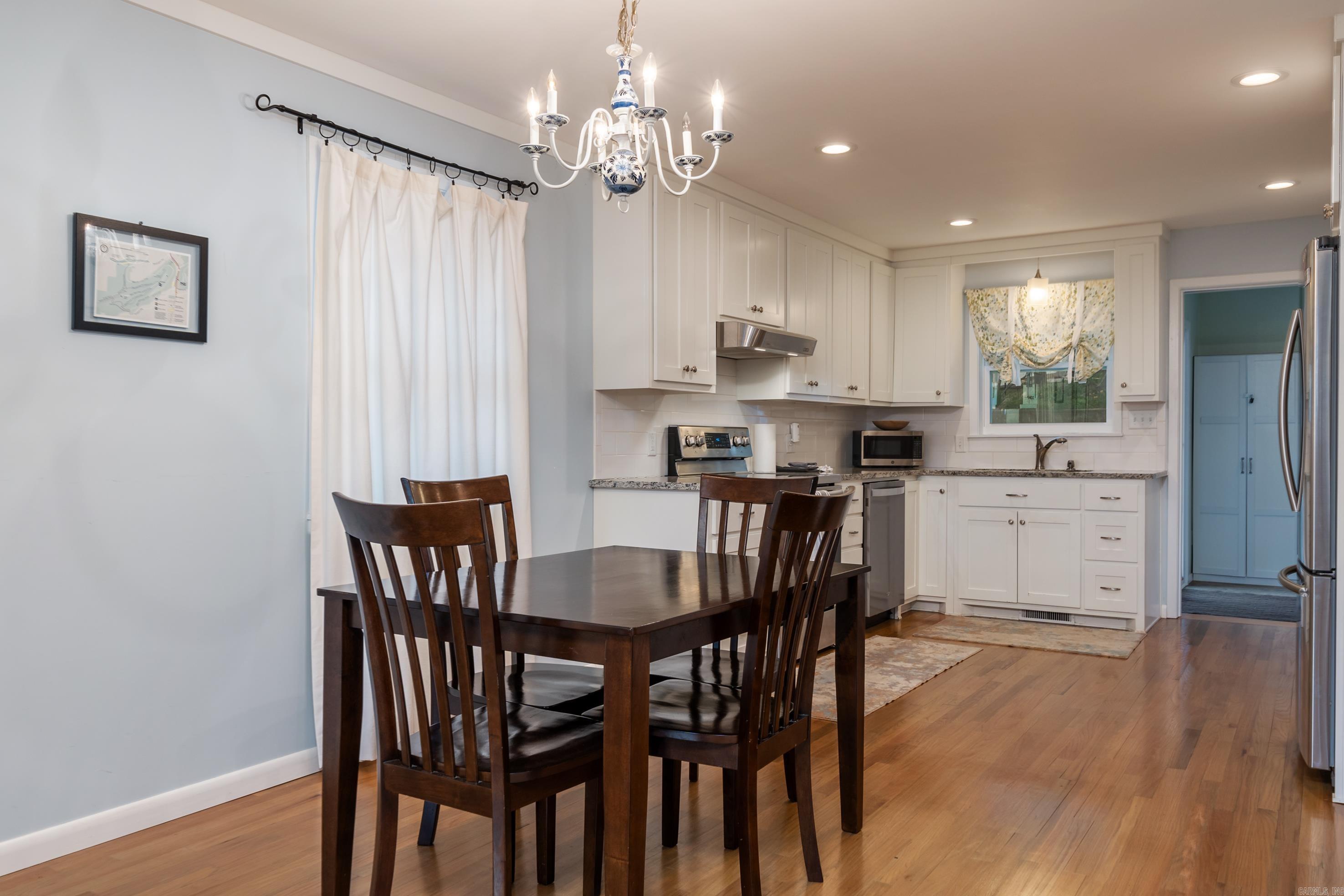 Sanders & Mayo - Residential