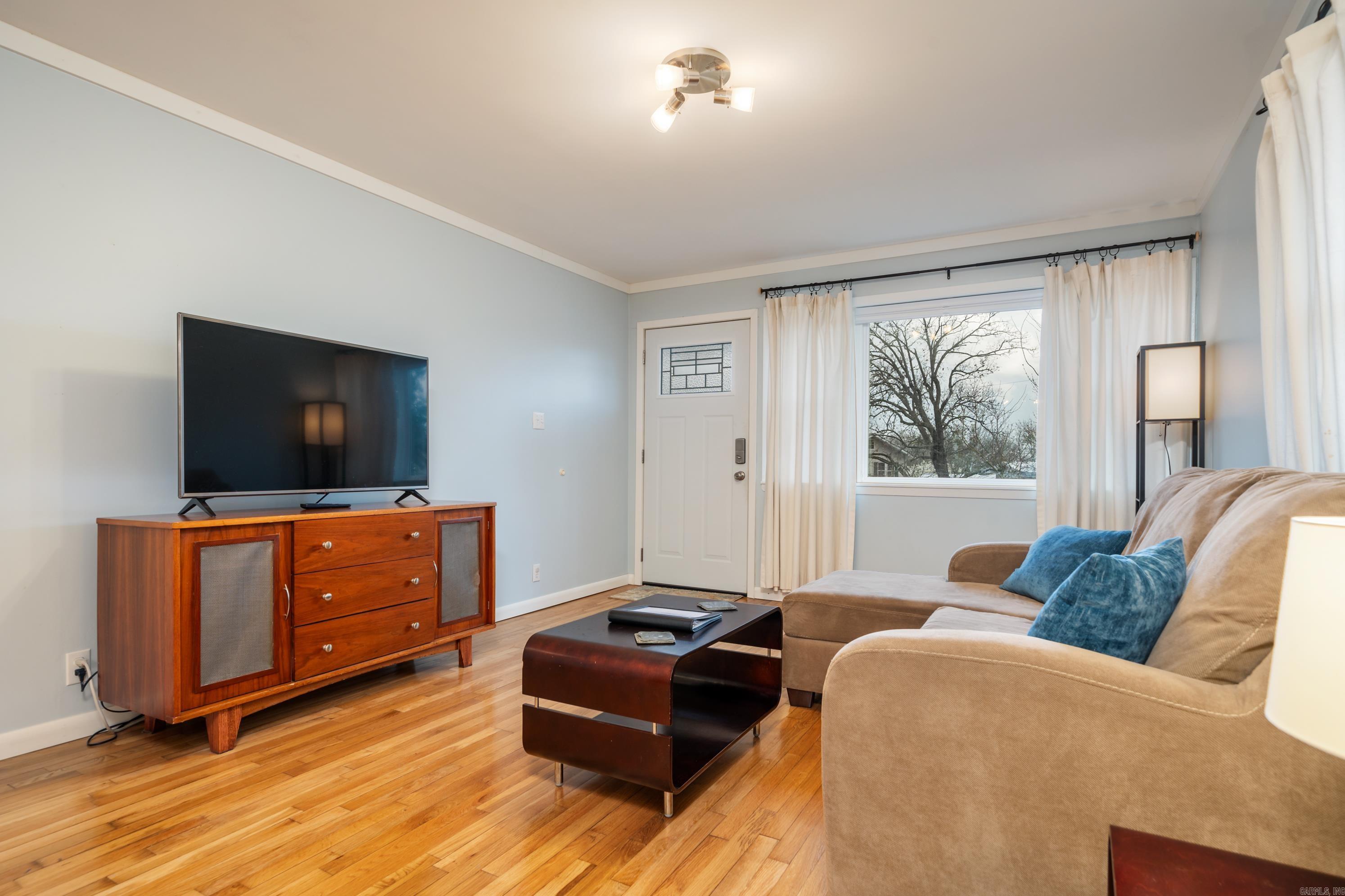 Sanders & Mayo - Residential