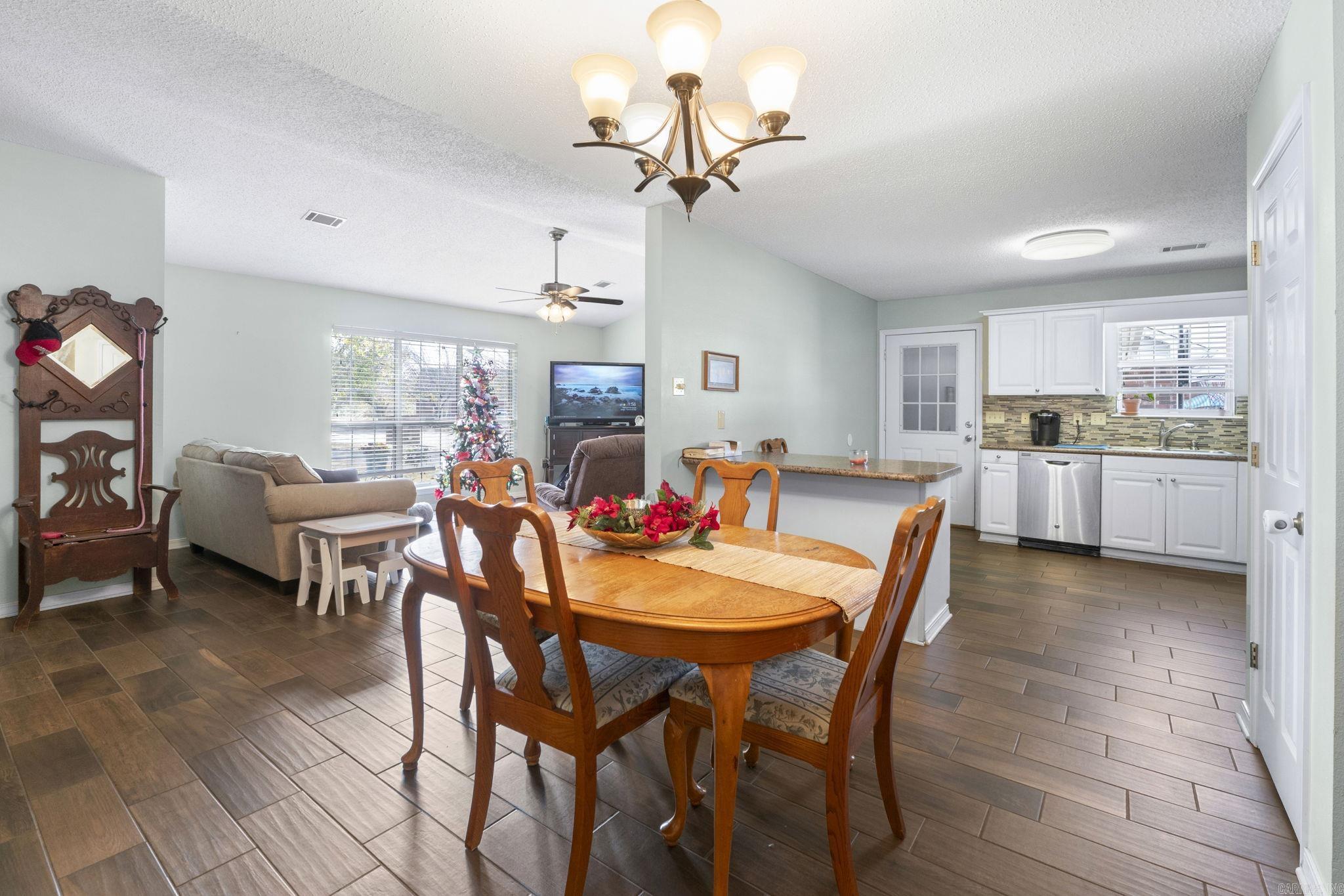 CARRIAGE COURTS - Residential