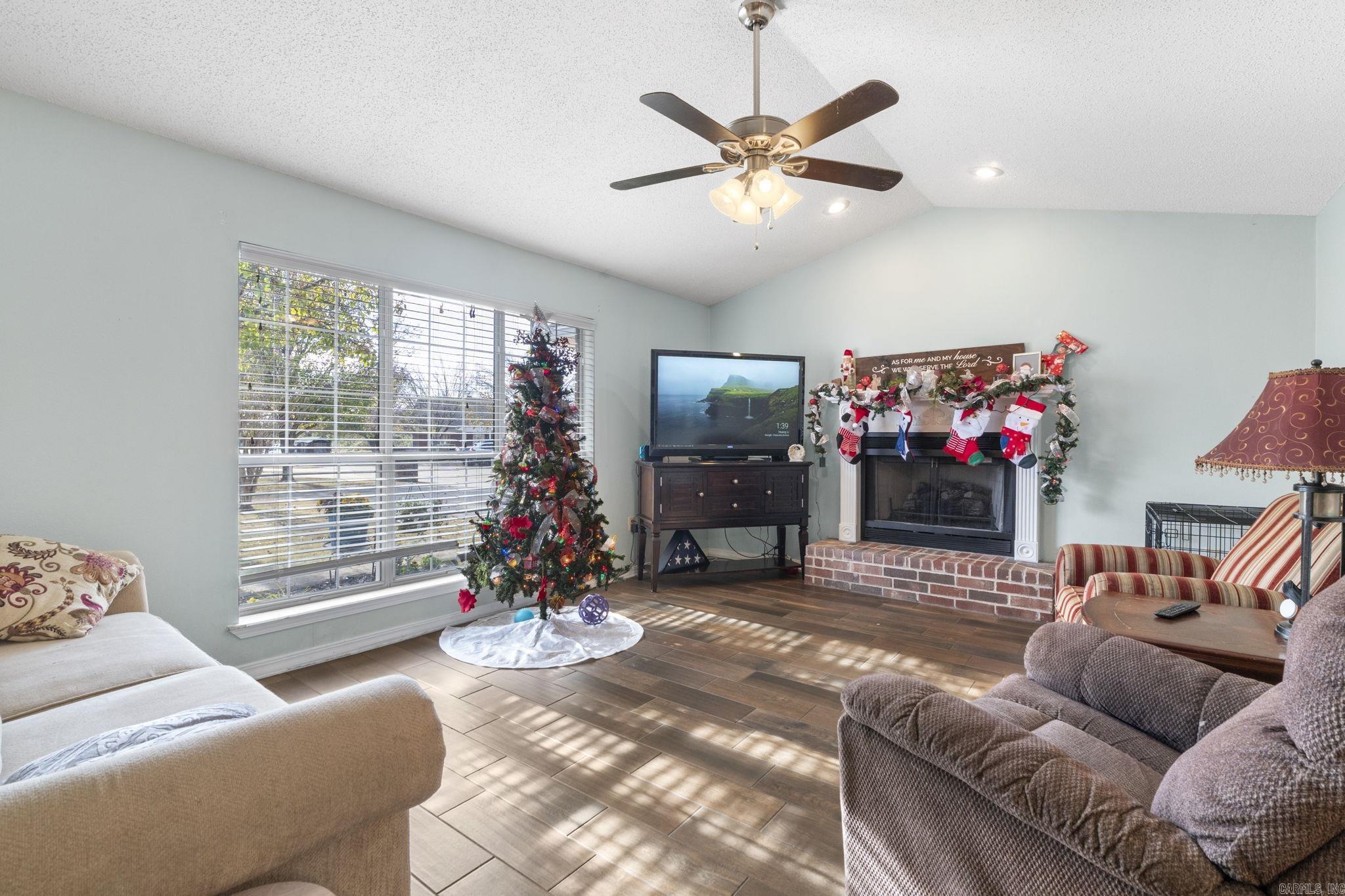 CARRIAGE COURTS - Residential