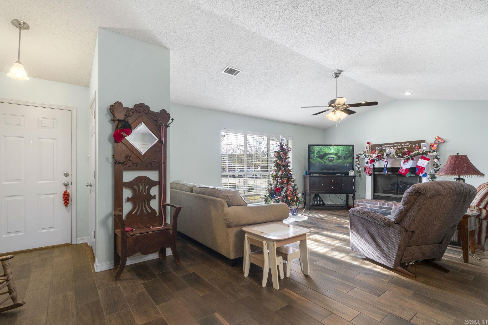 CARRIAGE COURTS - Residential